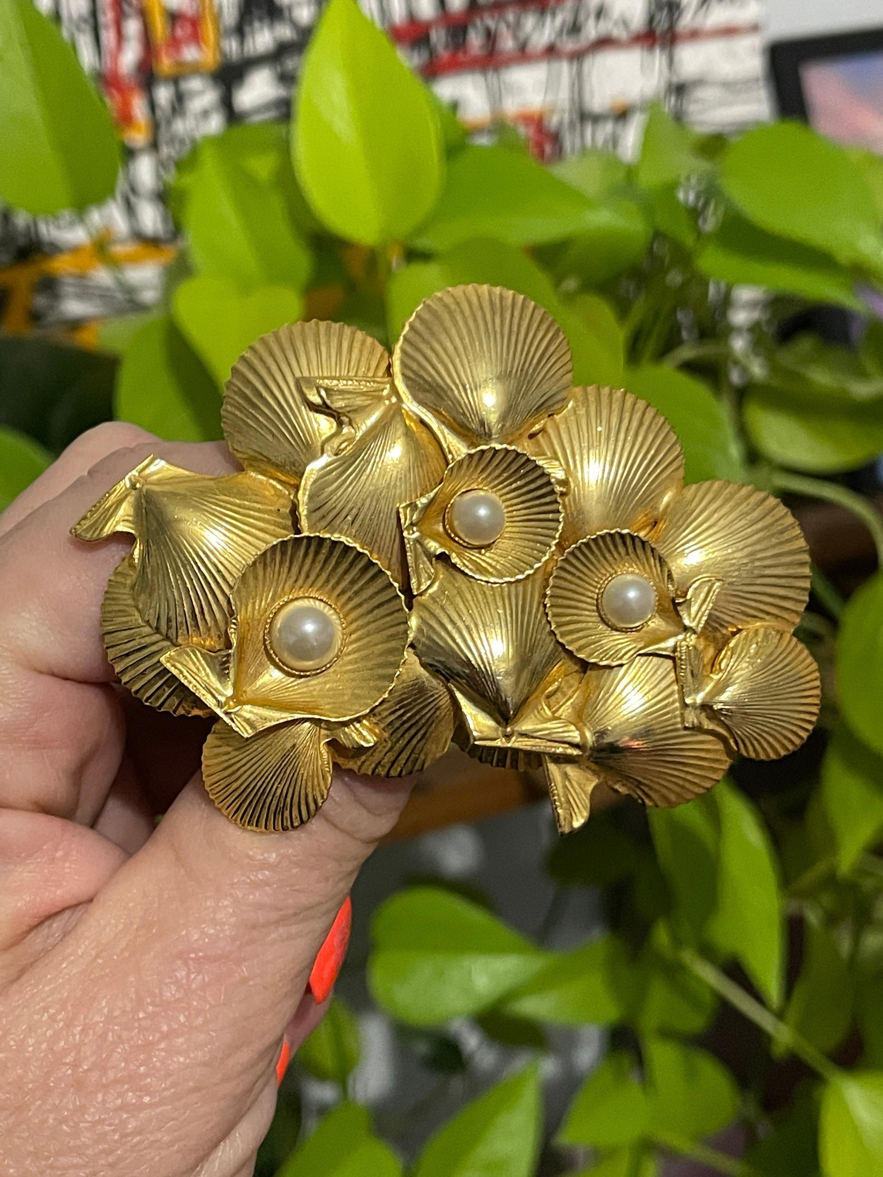 Women's Dominique Aurientis Seashell Brooch Gold Gilt New, Never worn 1980s 