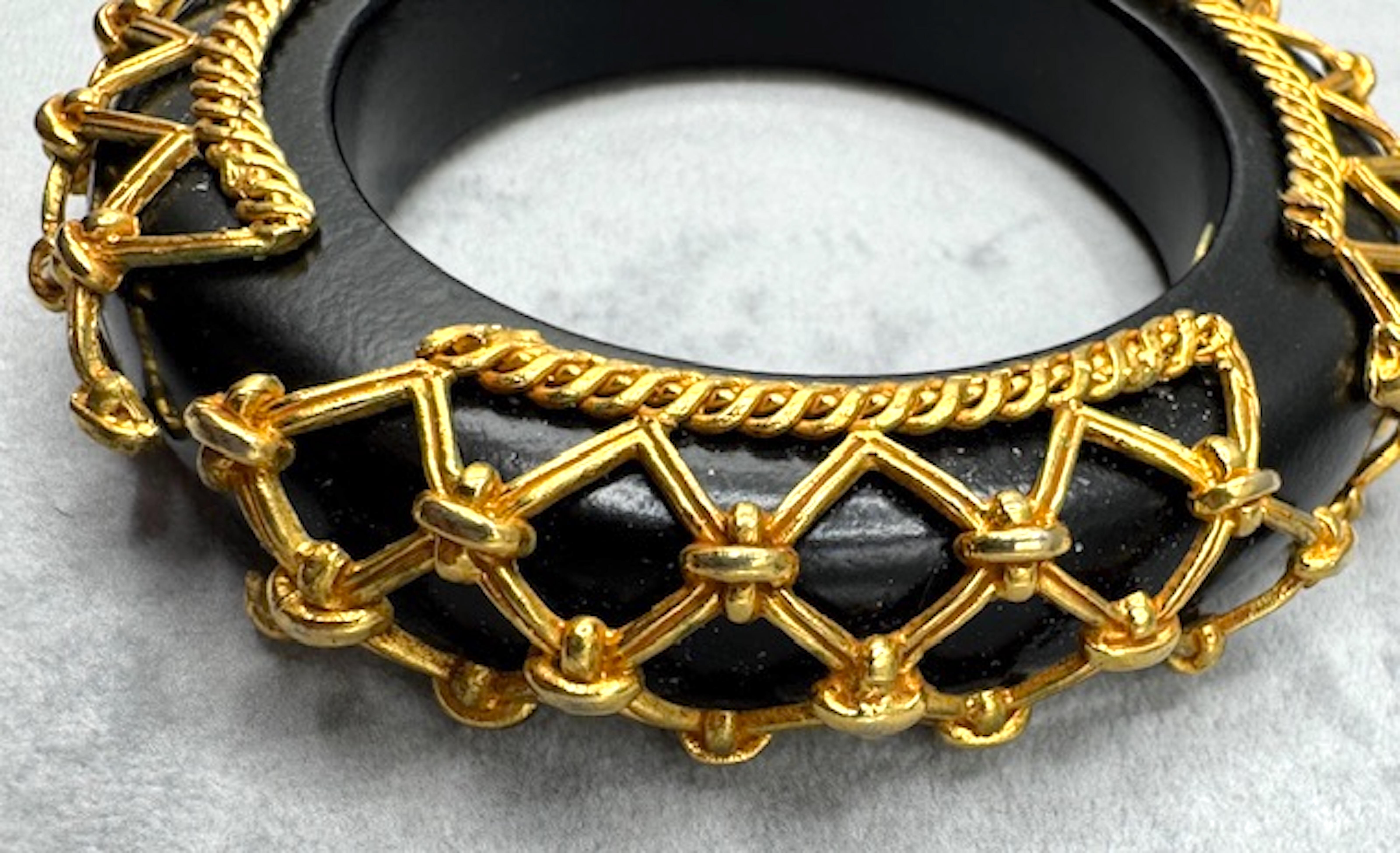 Dominique Aurientis Vintage Black Wood Bangle with Gold Rope & Lattice Detail For Sale 7