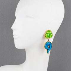 Dominique Denaive Boucles d'oreilles clips en céramique verte et bleue