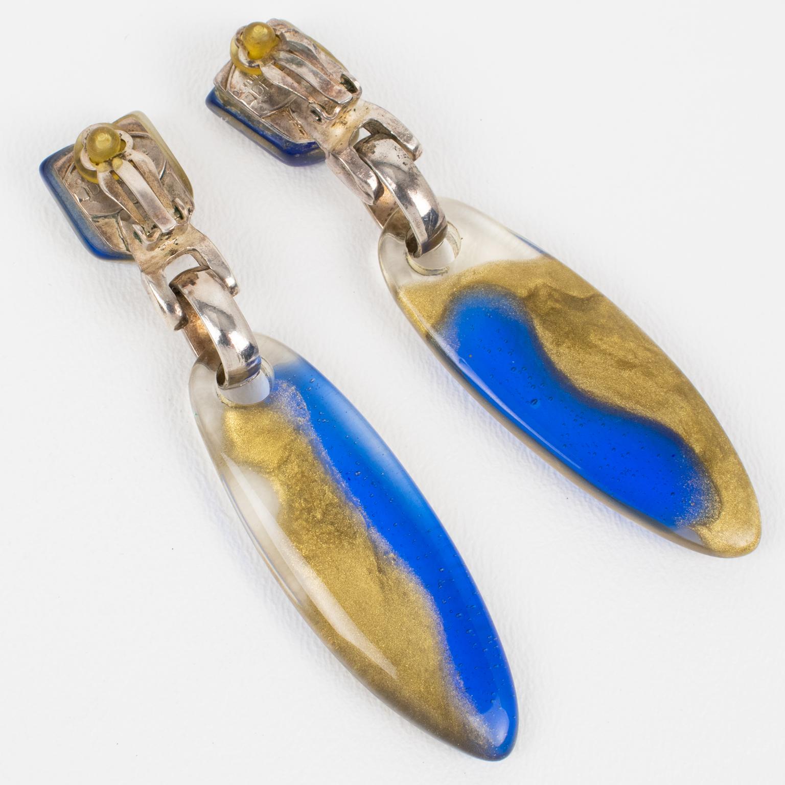 Dominique Denaive Paris Blue and Gold Pearlized Resin Dangle Clip Earrings In Excellent Condition For Sale In Atlanta, GA