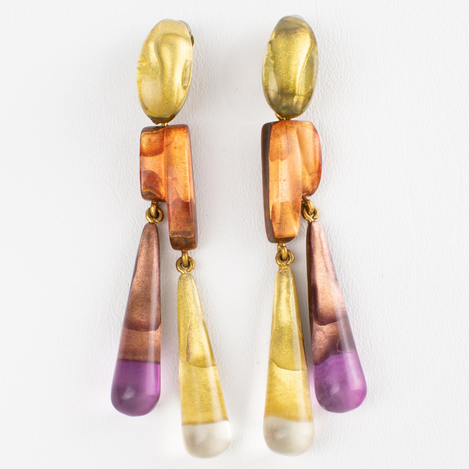 Dominique Denaive Paris Multicolor Perlmuttohrringe mit Clip aus Harz für Damen oder Herren im Angebot