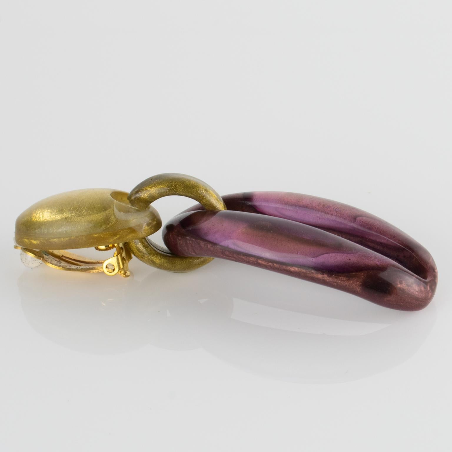 Dominique Denaive Paris Purple and Gold Pearlized Resin Dangle Clip Earrings en venta 3