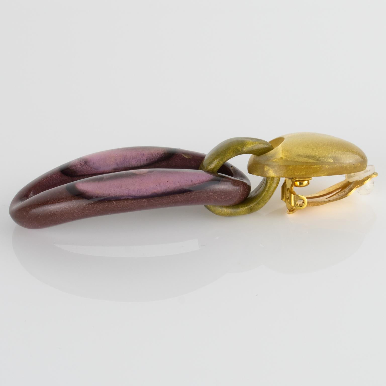 Dominique Denaive Paris Purple and Gold Pearlized Resin Dangle Clip Earrings en venta 4