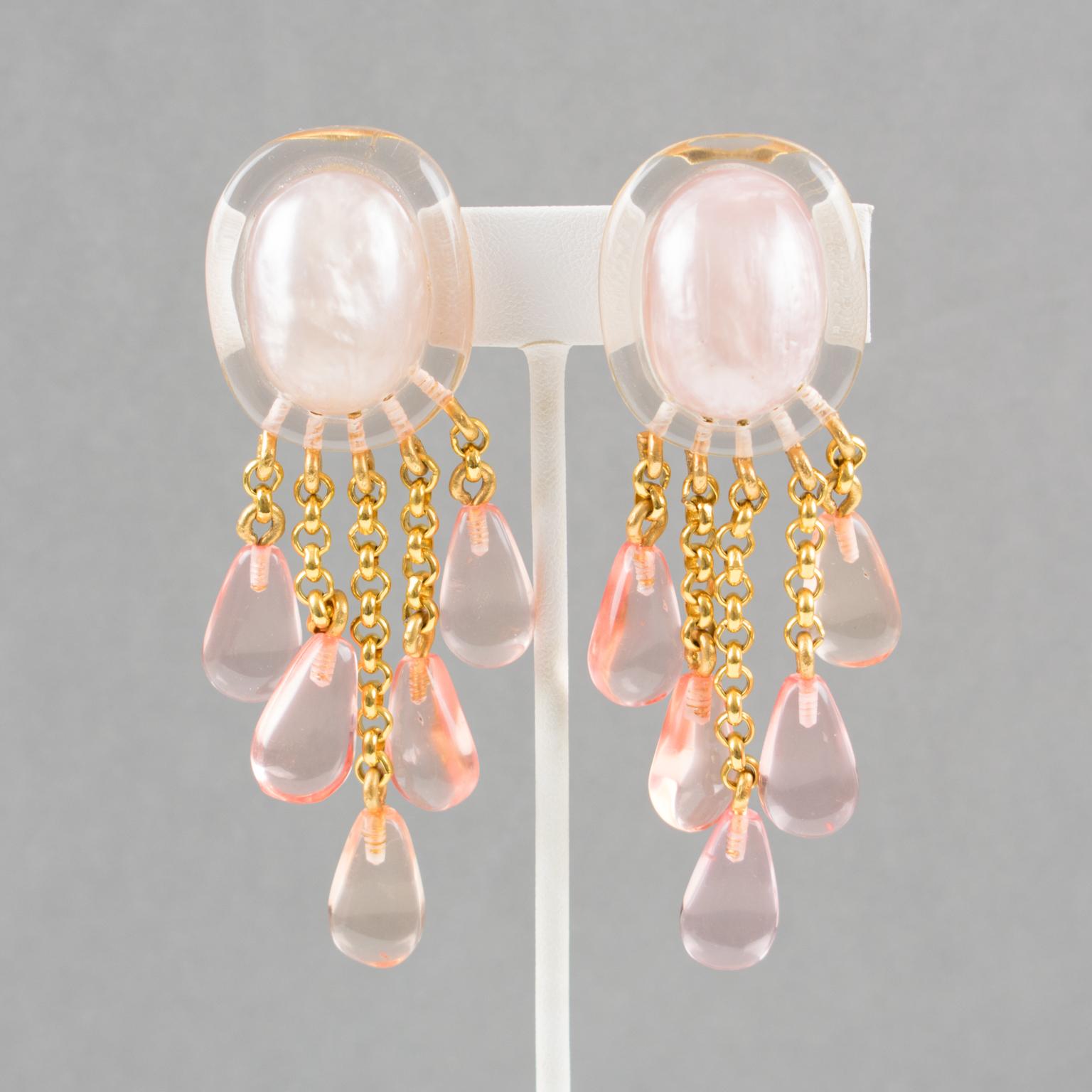 Dominique Denaive Paris Signed Pearlized Pink Resin Dangling Clip on Earrings In Excellent Condition In Atlanta, GA
