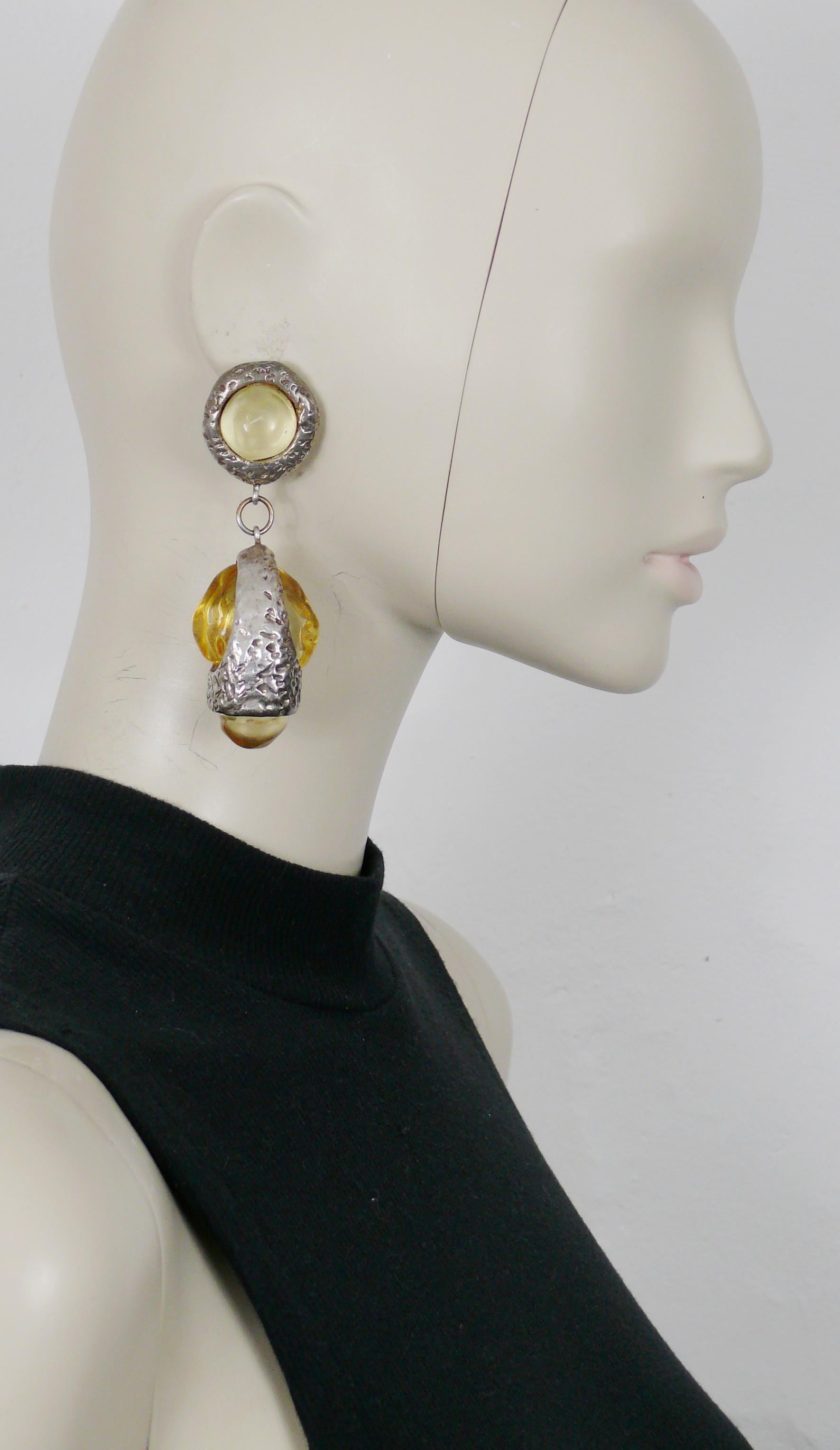 Dominique Denaive Vintage Silver Toned Yellow Resin Necklace and Earrings Set For Sale 5