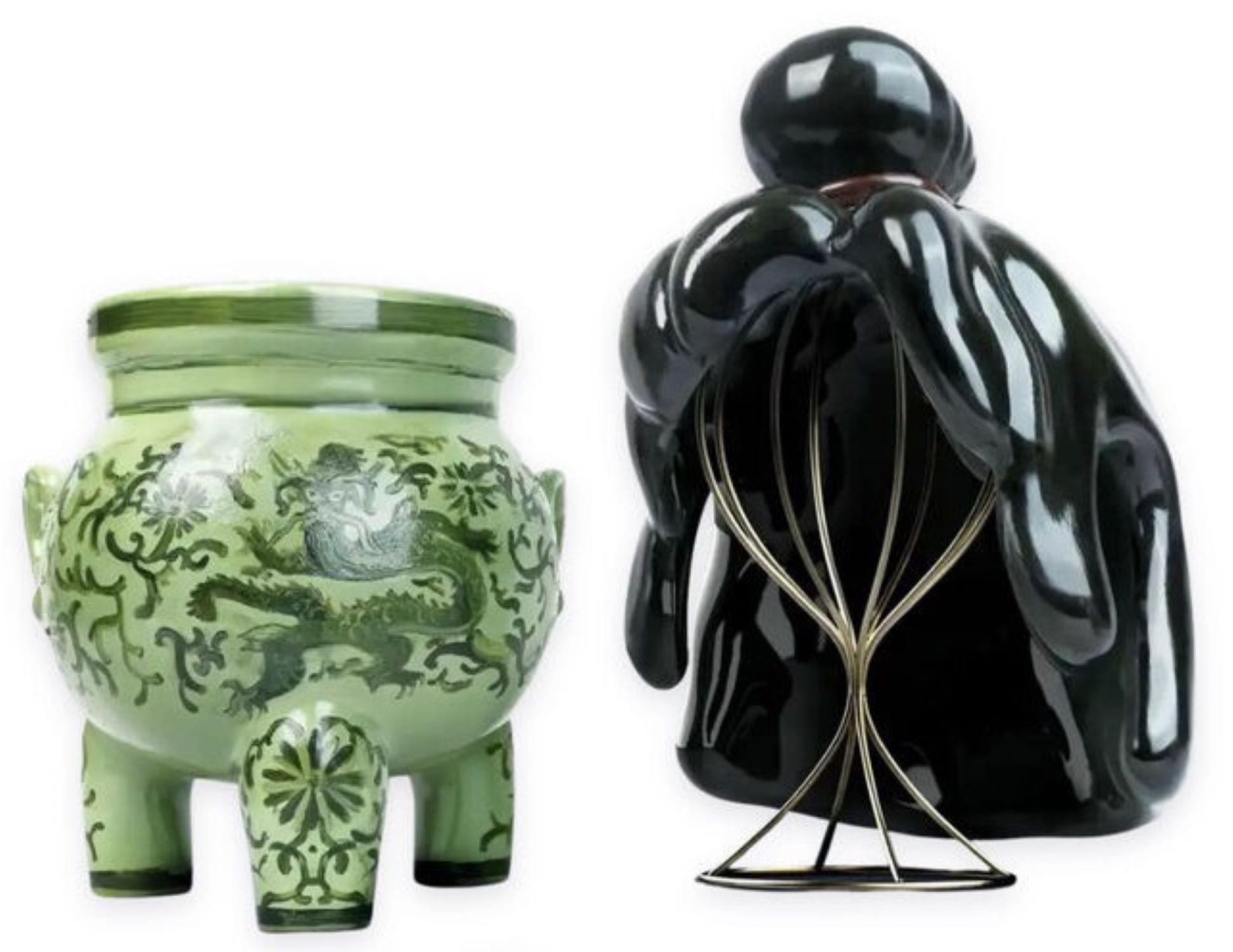 Three-legged Cauldron By Dominique Fung For Sale 1