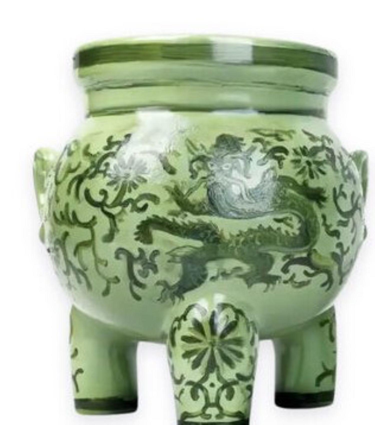 Three-legged Cauldron By Dominique Fung For Sale 3