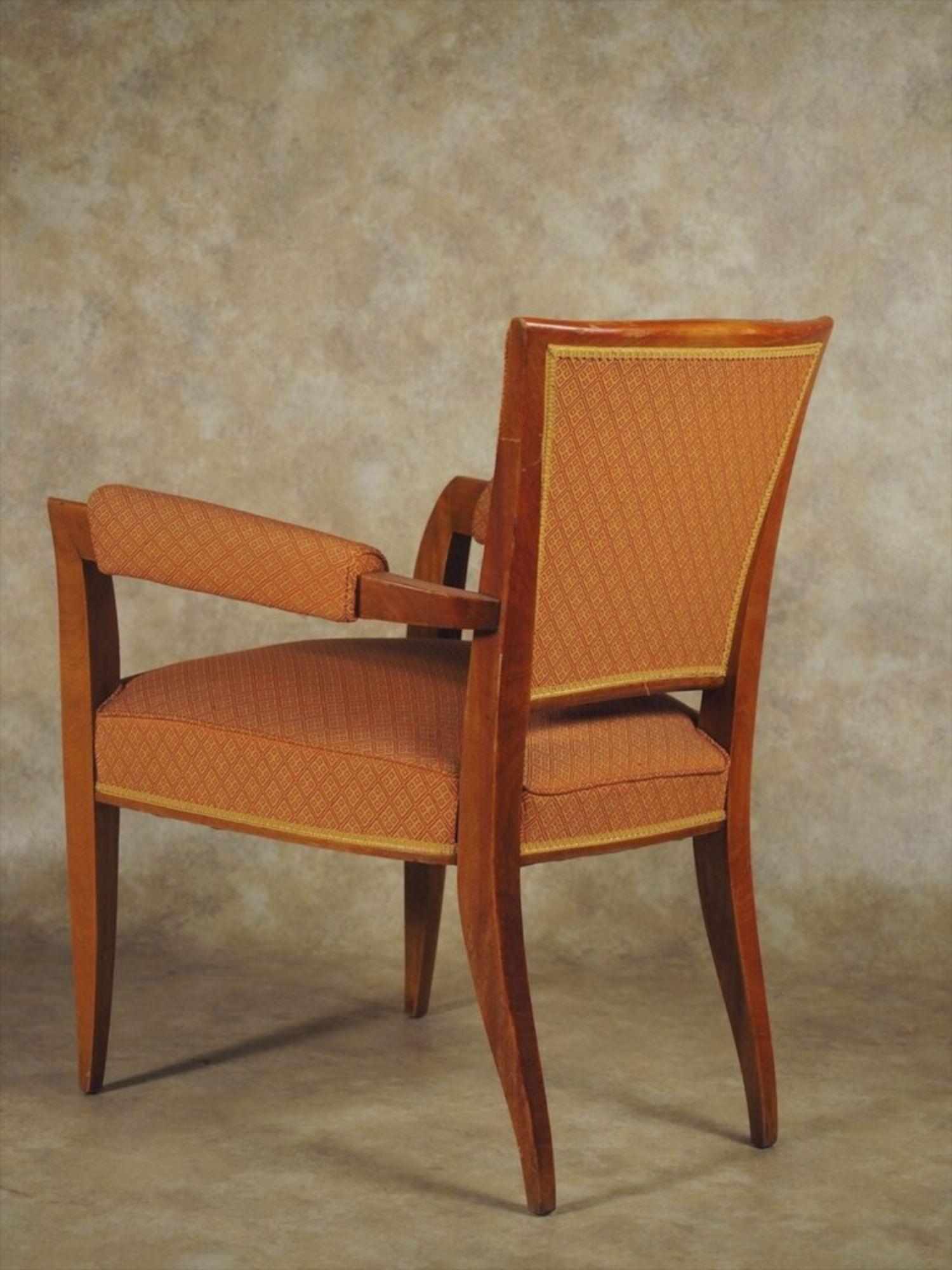 Dominique-Sesselpaar, zwei Paare verfügbar im Zustand „Gut“ im Angebot in Philadelphia, PA