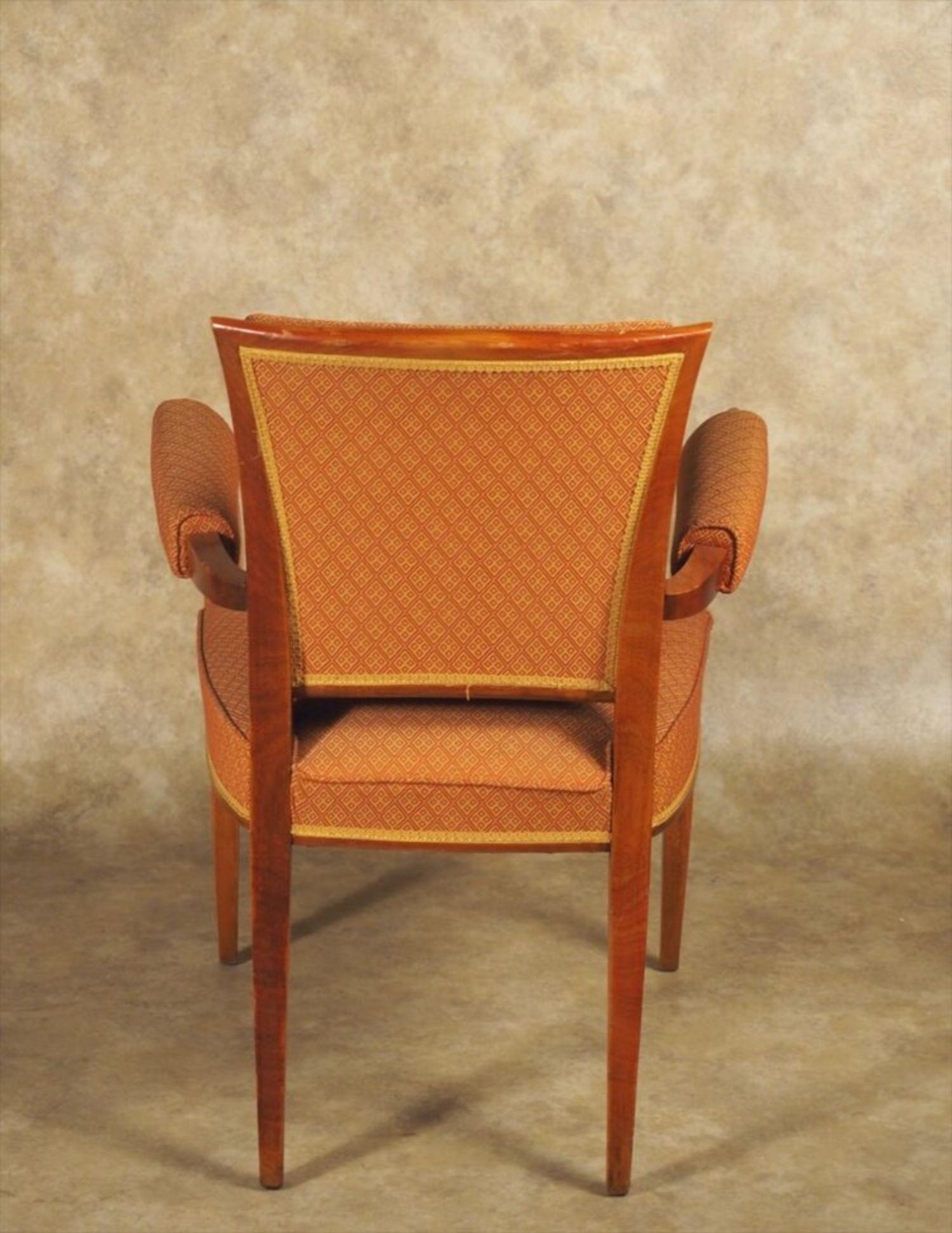 Cerise Paire de fauteuils Dominique, deux paires disponibles en vente