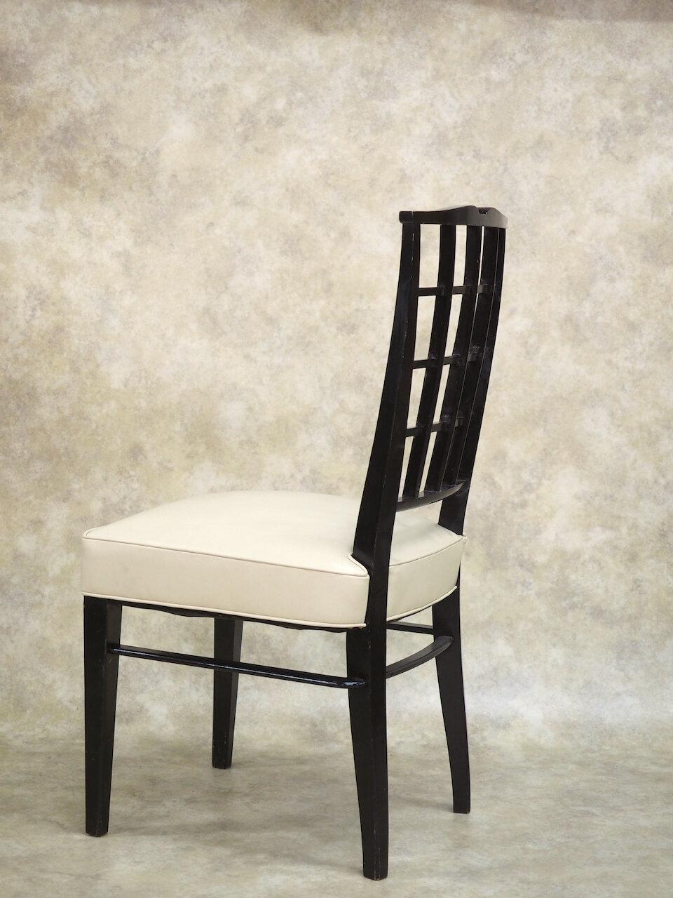 Ébénisé Paire de chaises d'appoint Dominique en bois d'ébène en vente