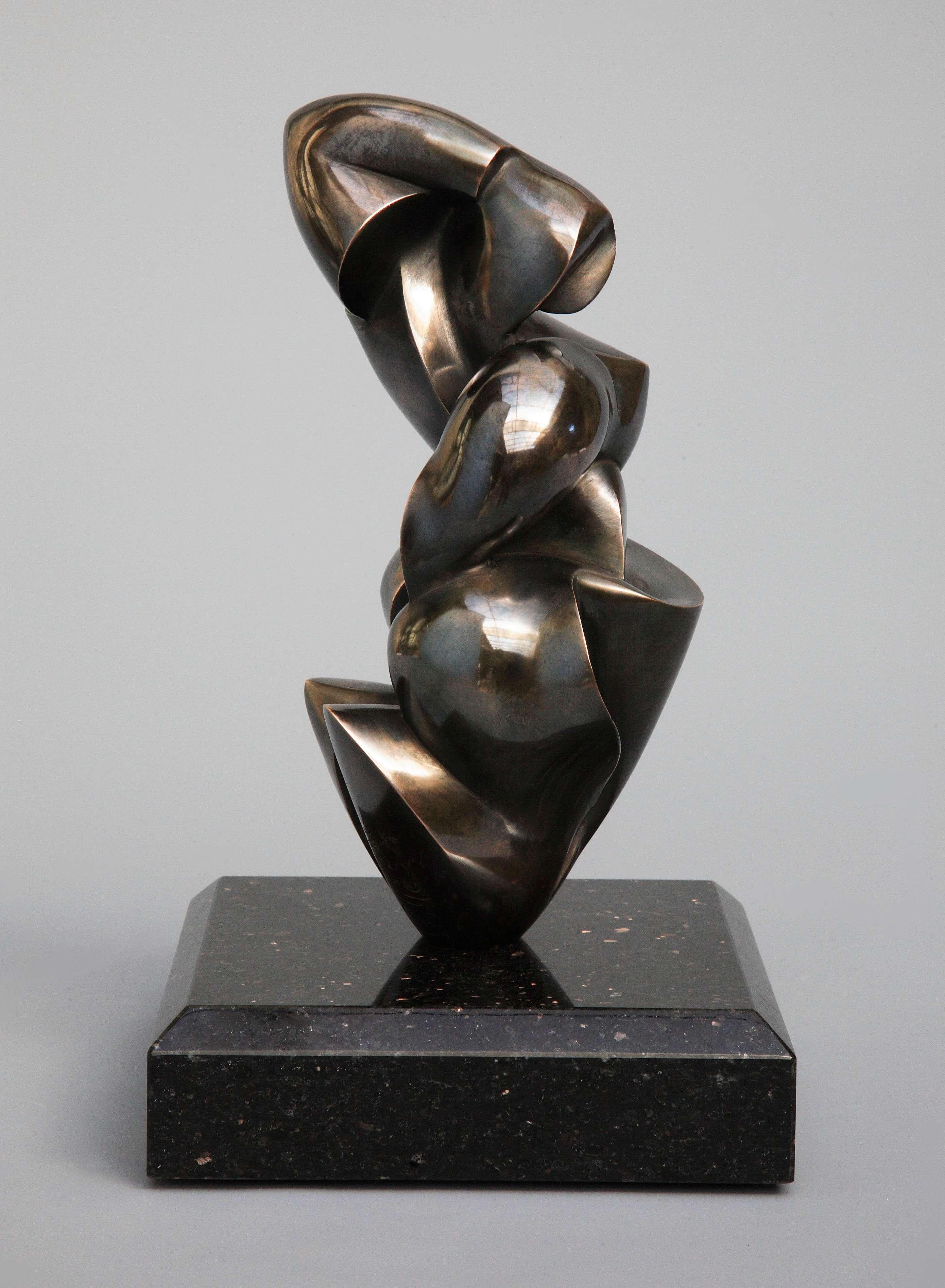 Dominique Polles  Abstract Sculpture - Chrisolithe