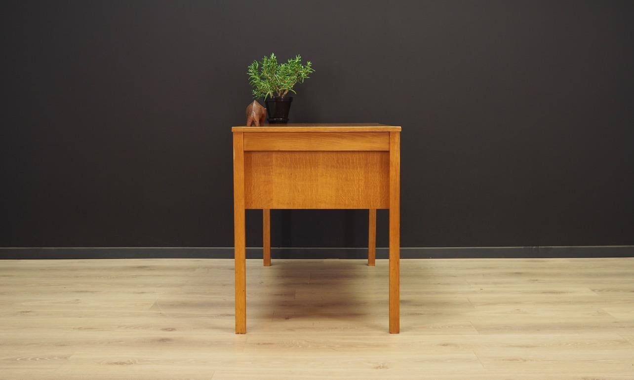 Domino Desk Vintage Danish Design In Good Condition In Szczecin, Zachodniopomorskie