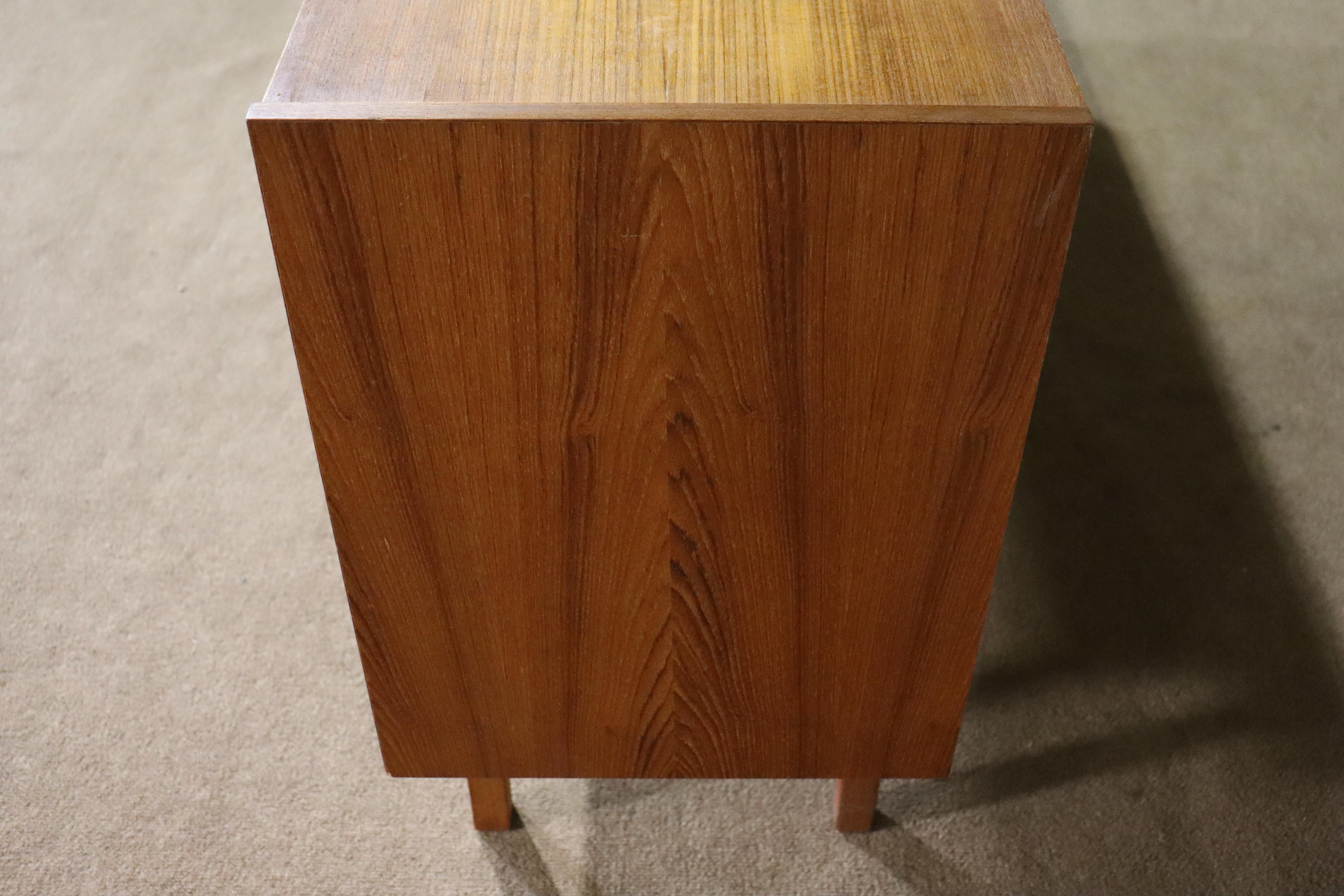 Domino Møbler Teak Sideboard In Good Condition For Sale In Brooklyn, NY