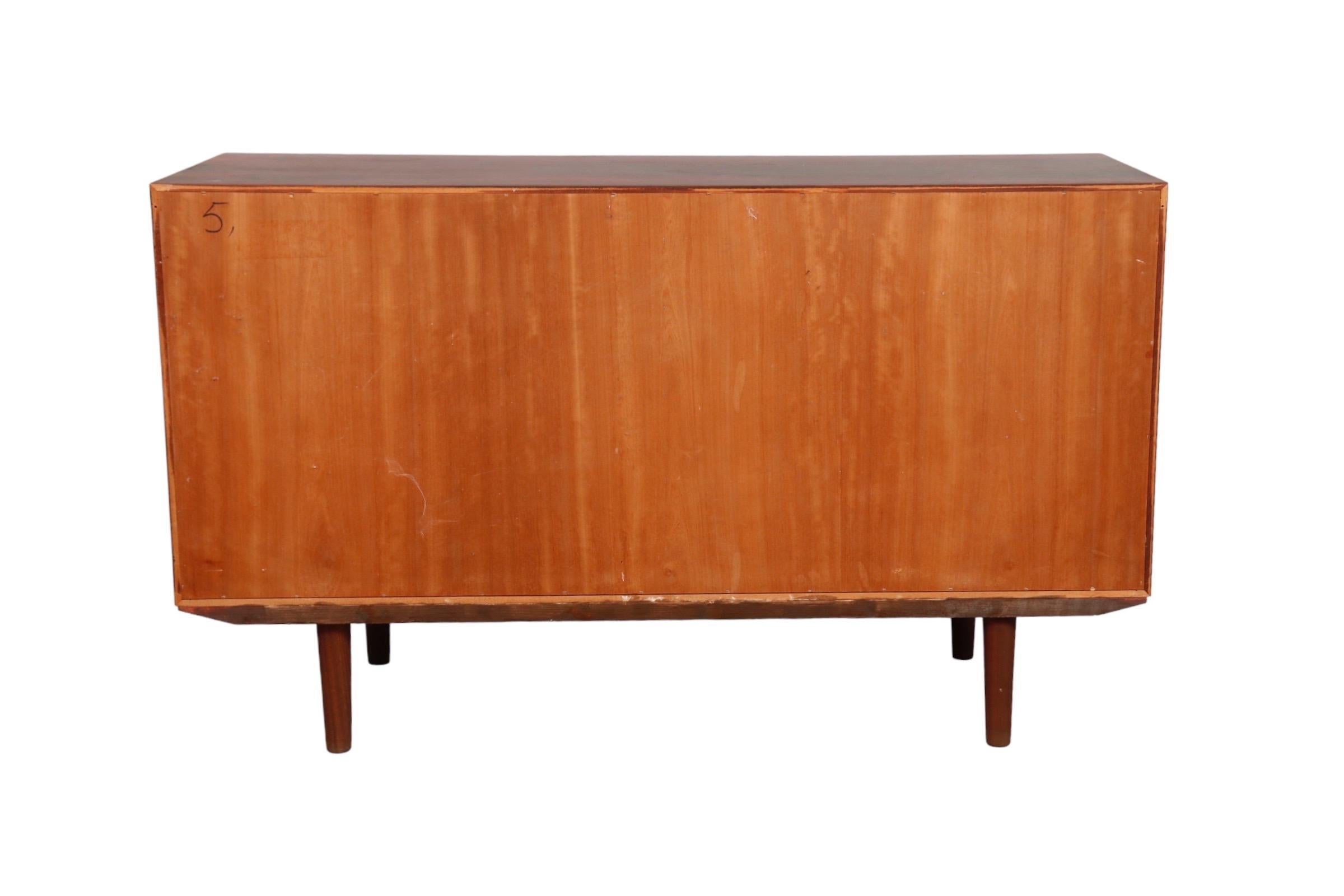 Domino Mid-Century Rosewood Sideboard  2