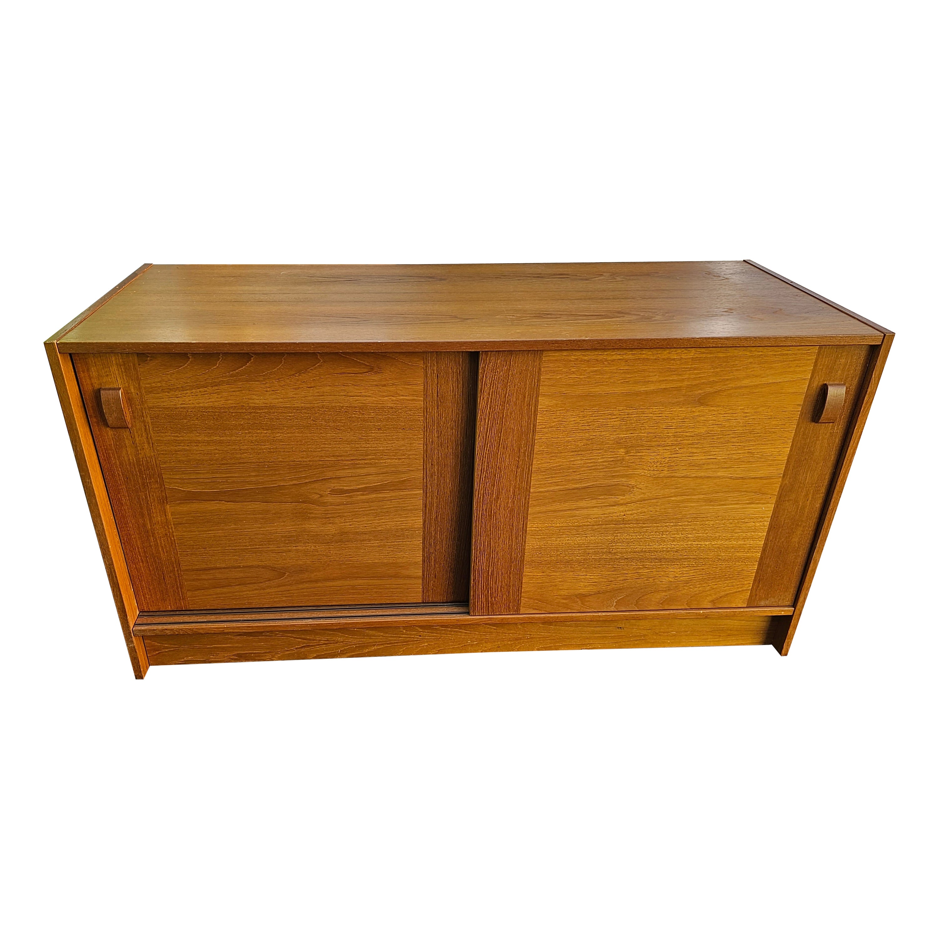 Domino Mobler Danish Mid-Century Modern Teak Sliding Door Small Sideboard