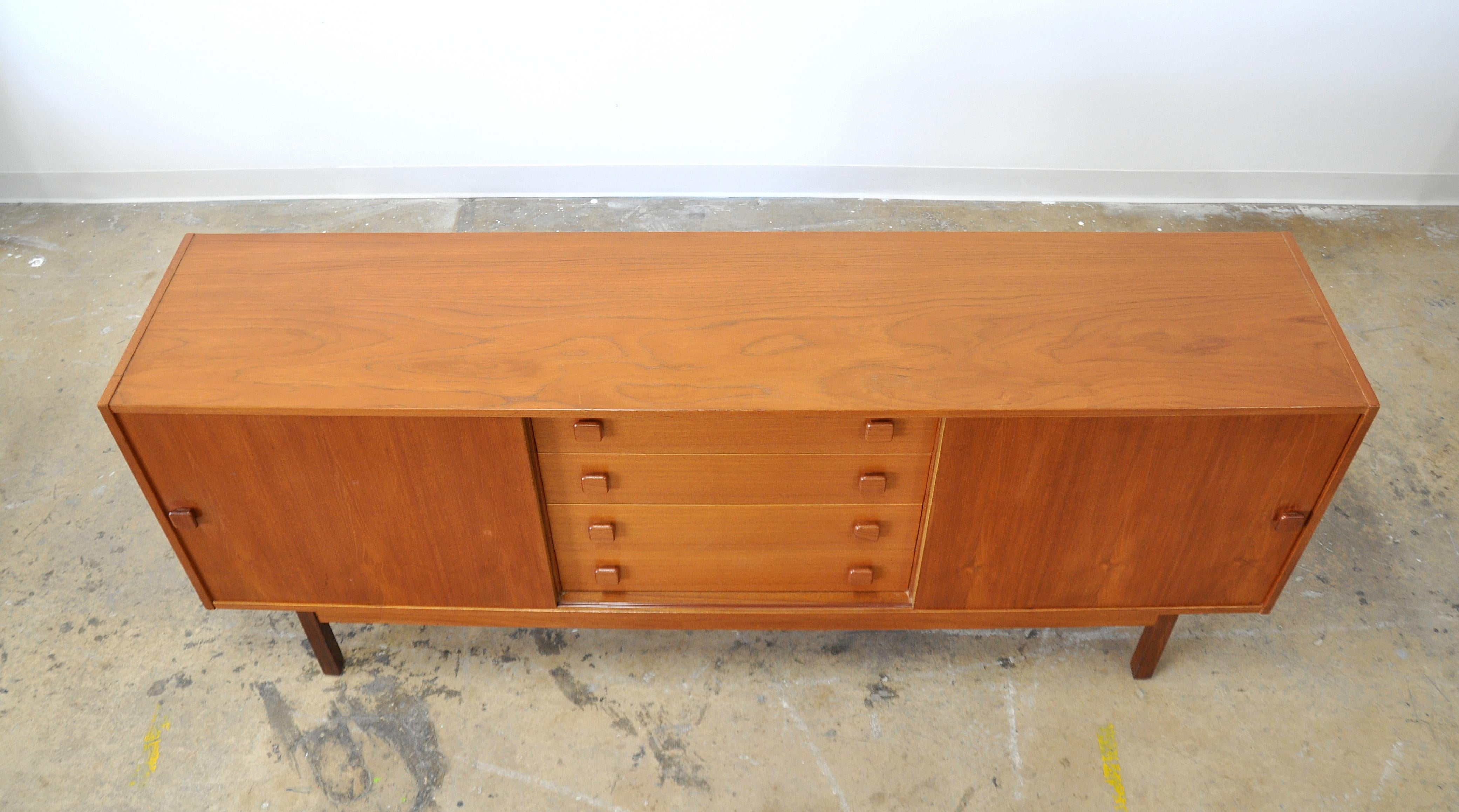 Danish Domino Møbler Teak Credenza Bar Cabinet