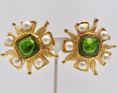 Dominque Aurientis Paris 1980s Gold Plated Green Stone Flower Clip On Earrings
