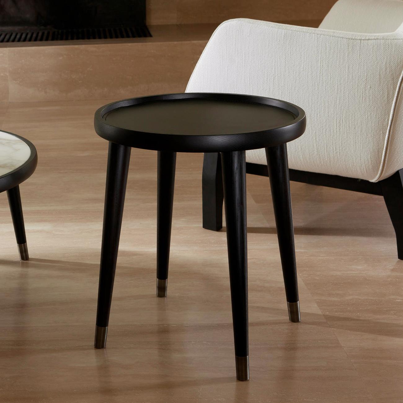 Domio Leather Side Table For Sale 1