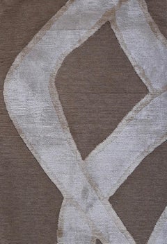"Domison" Contemporary Area Rug in Himalayan Wool and Chinese Silk