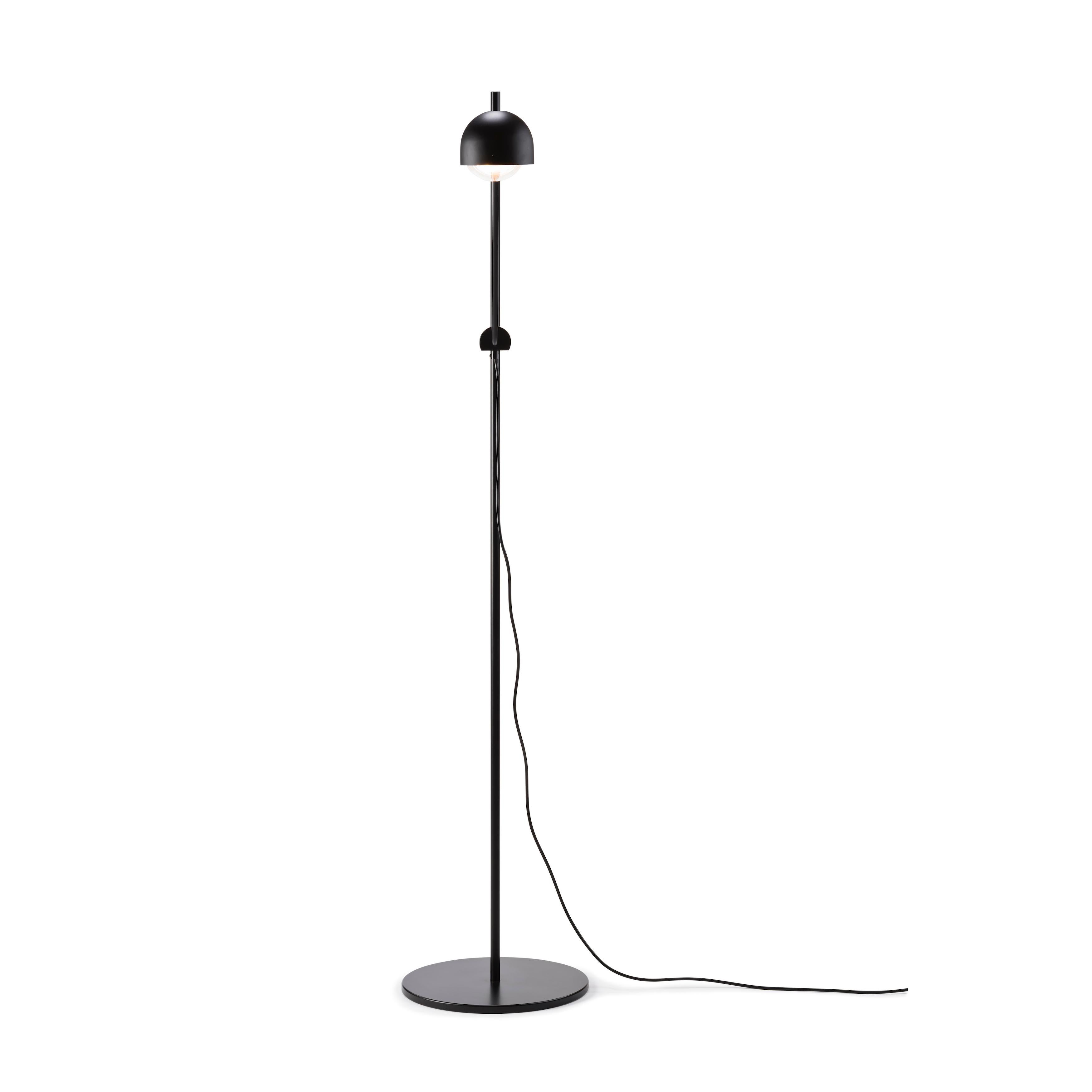 Danois Lampadaire Domo de Joe Colombo pour Karakter