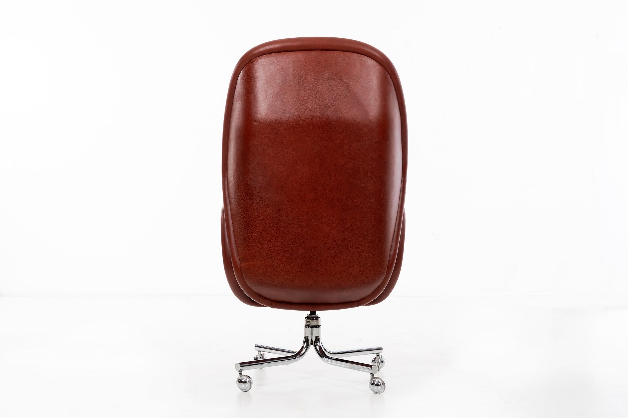 Leather Domore Executive Desk Chair