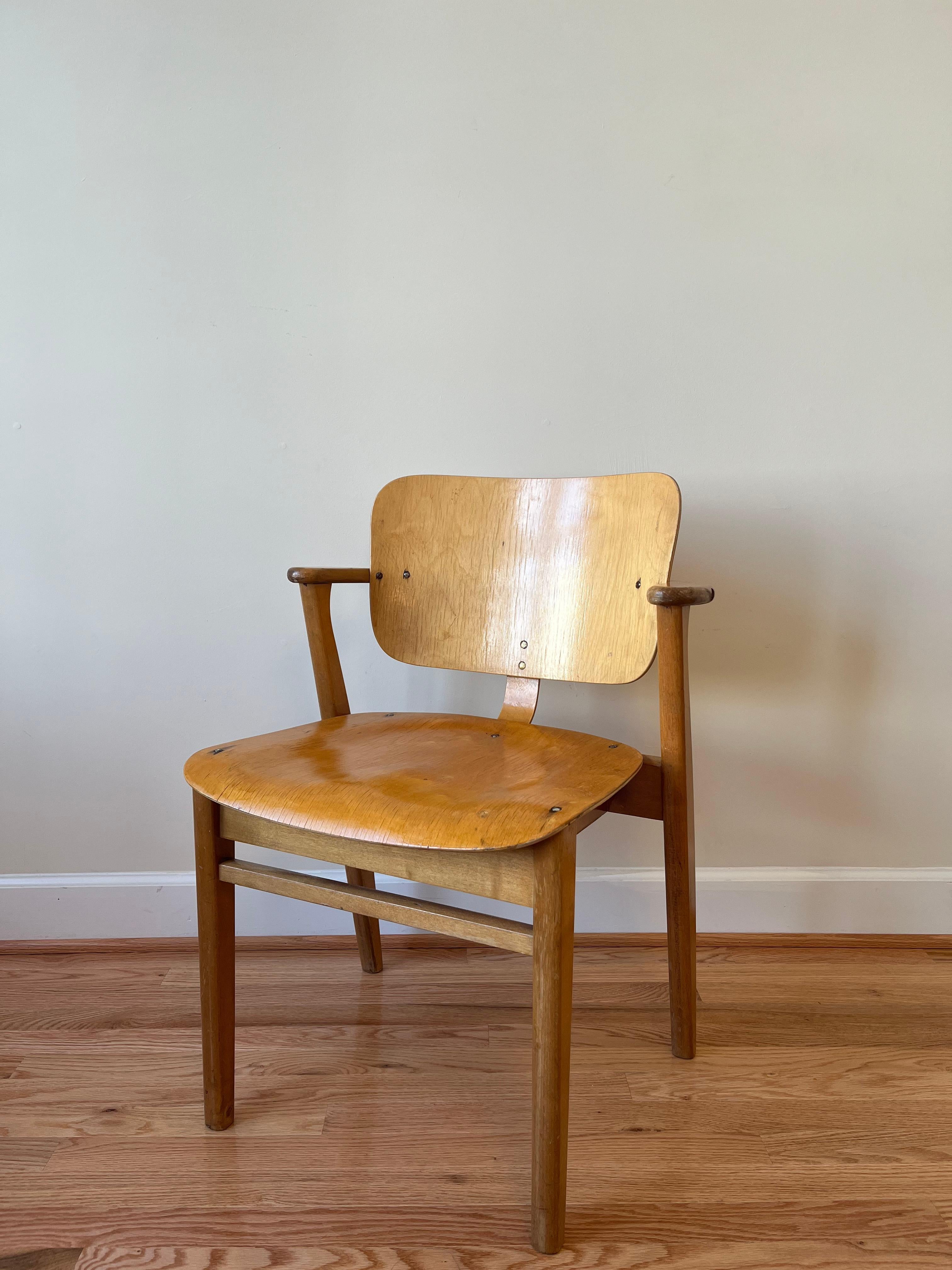 Domus Chair by Ilmari Tapiovaara for Artek 4
