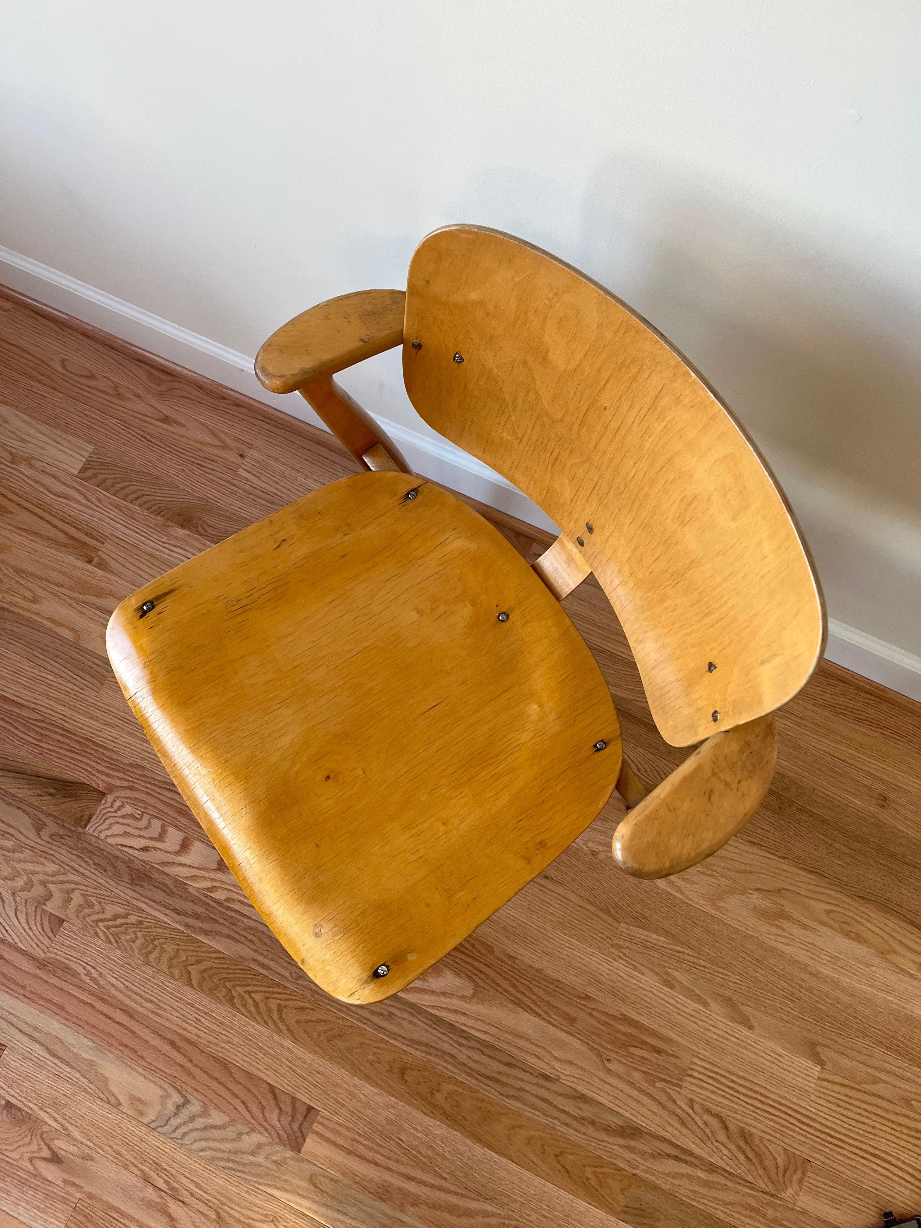Domus Chair by Ilmari Tapiovaara for Artek 10