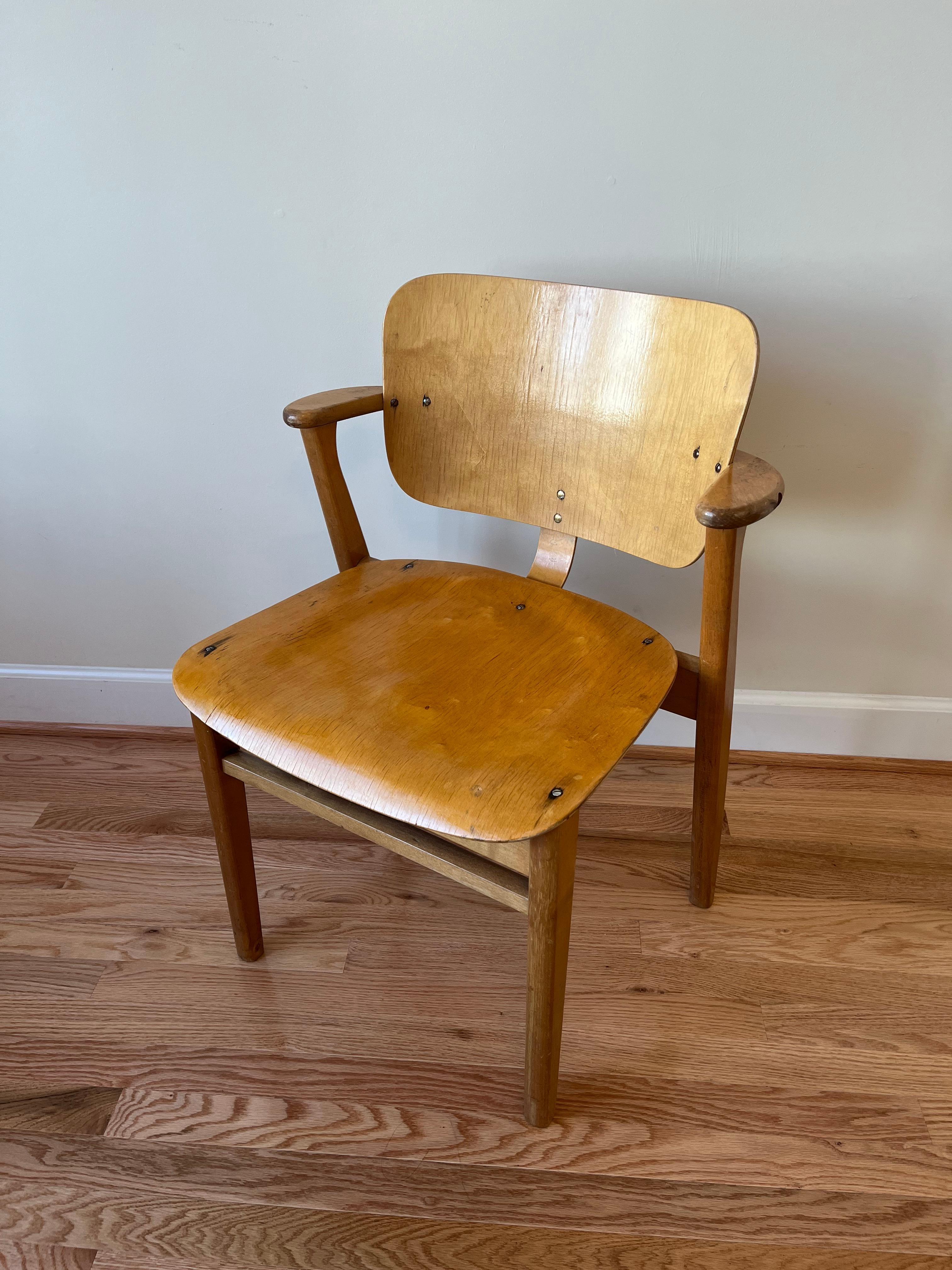Domus Chair by Ilmari Tapiovaara for Artek 11