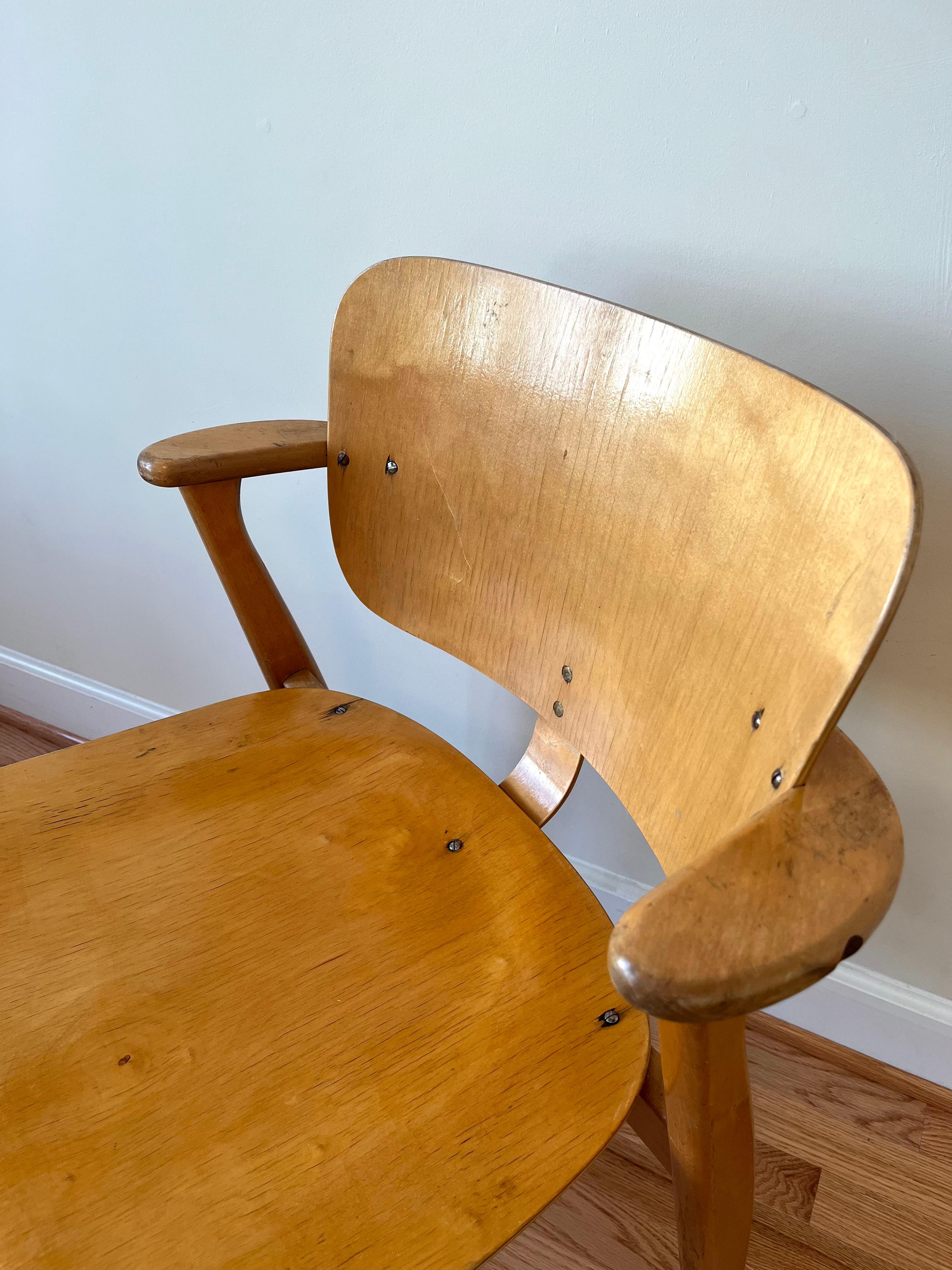 Domus Chair by Ilmari Tapiovaara for Artek 1