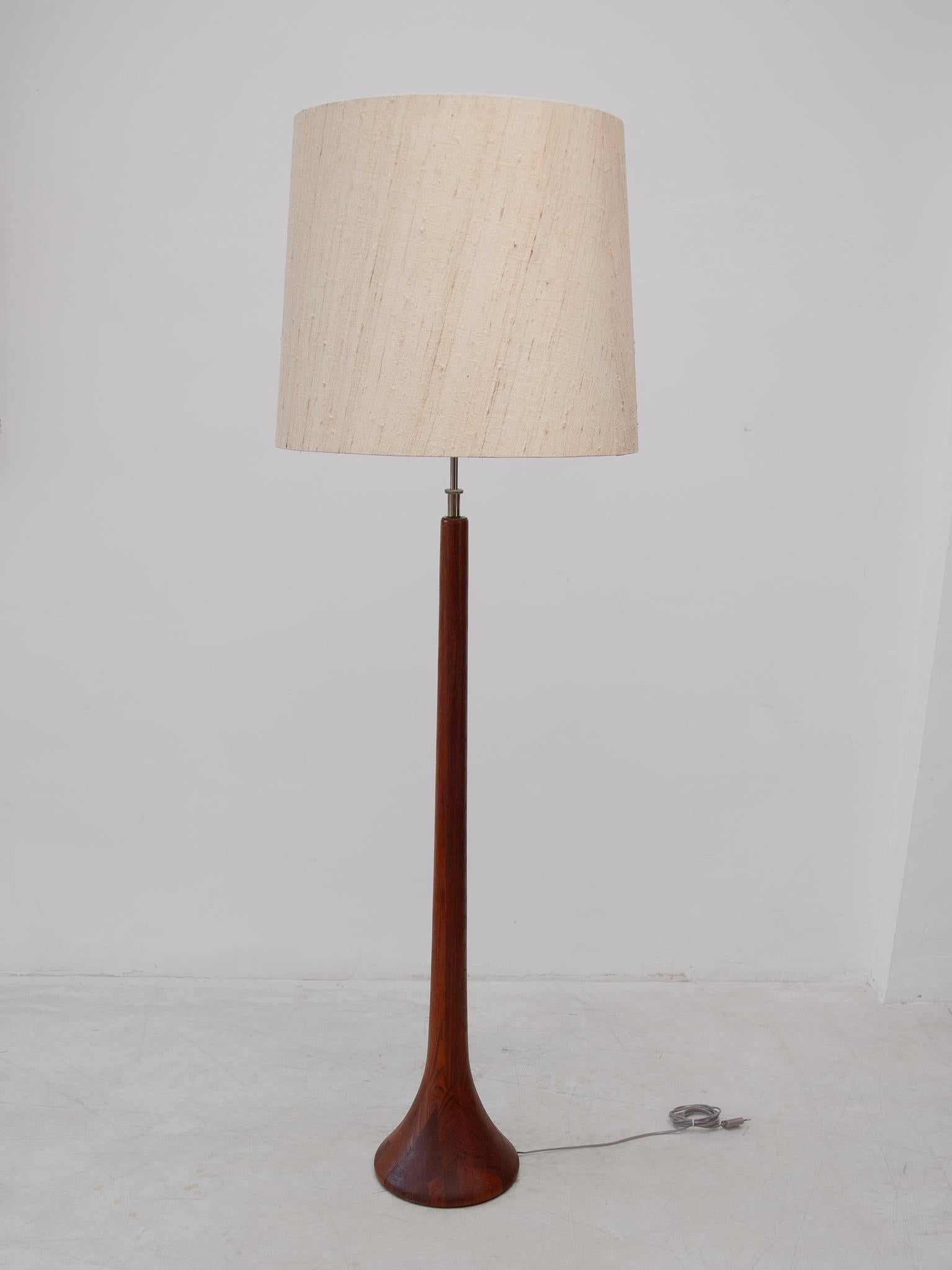 Danish Domus Made in Denmark Solid Teak Floor lamp, 1960s For Sale