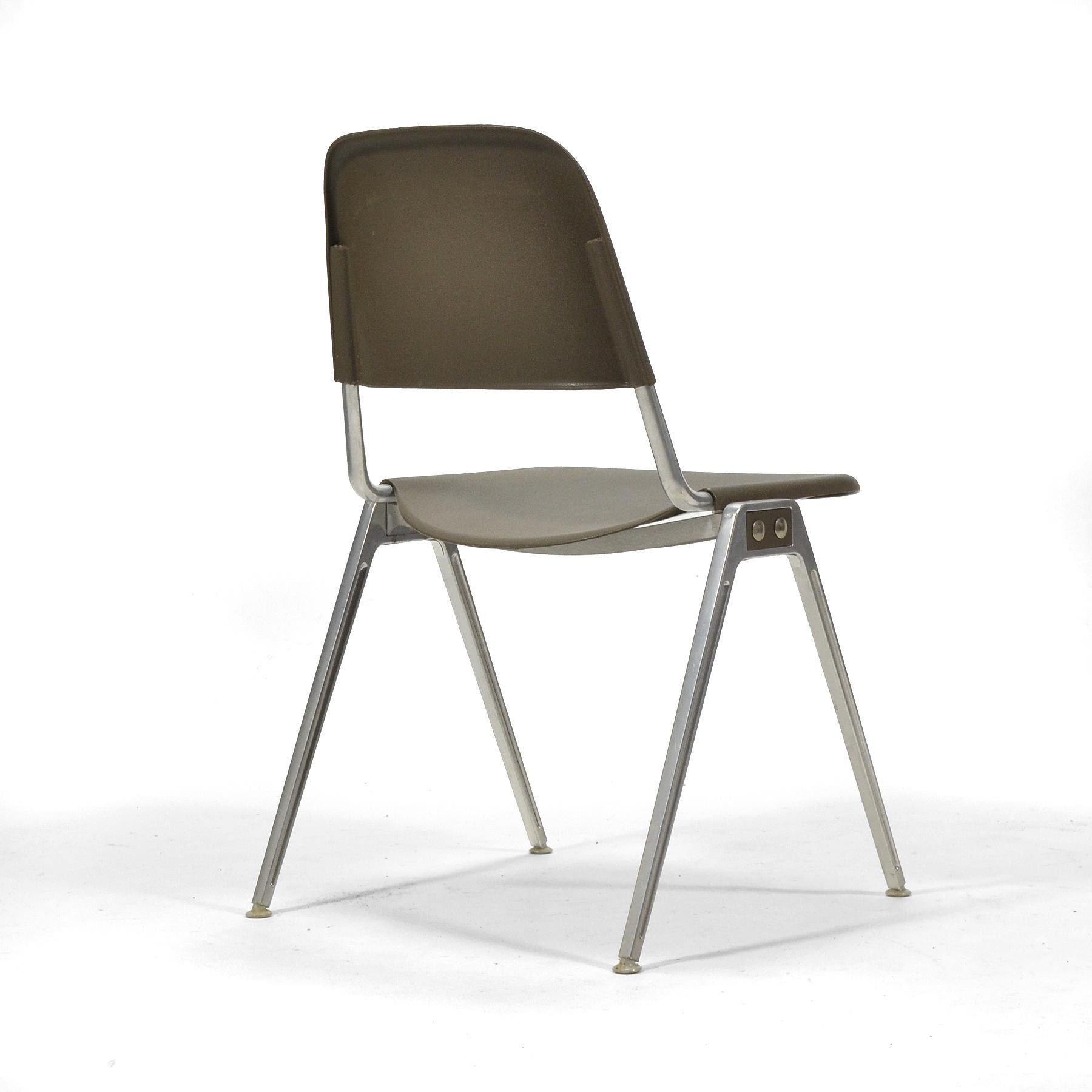 Mid-Century Modern Don Albinson Stacking Side Chairs by Knoll Set of 14 For Sale