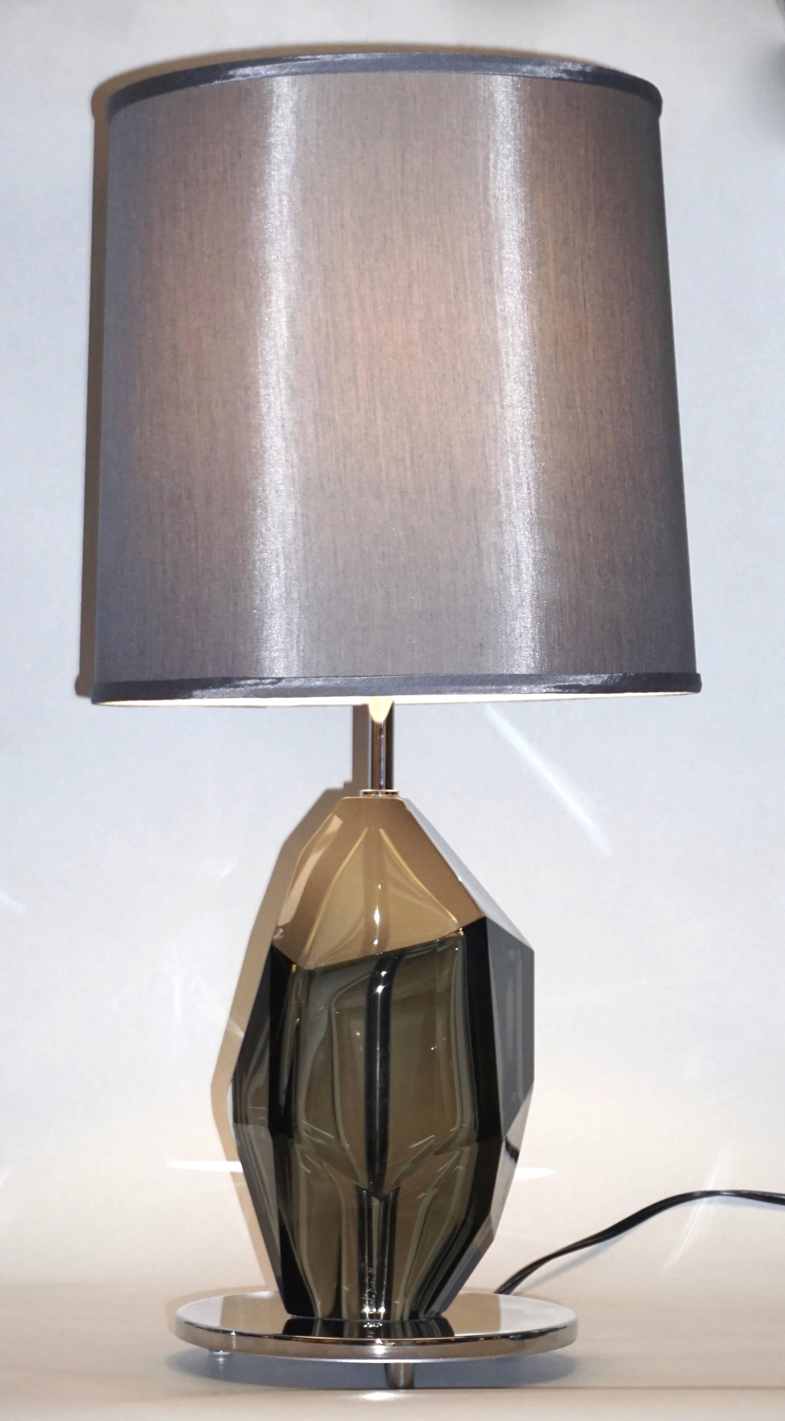 Donà Contemporary Italian Pair of Faceted Solid Rock Smoked Murano Glass Lamps In Excellent Condition In New York, NY