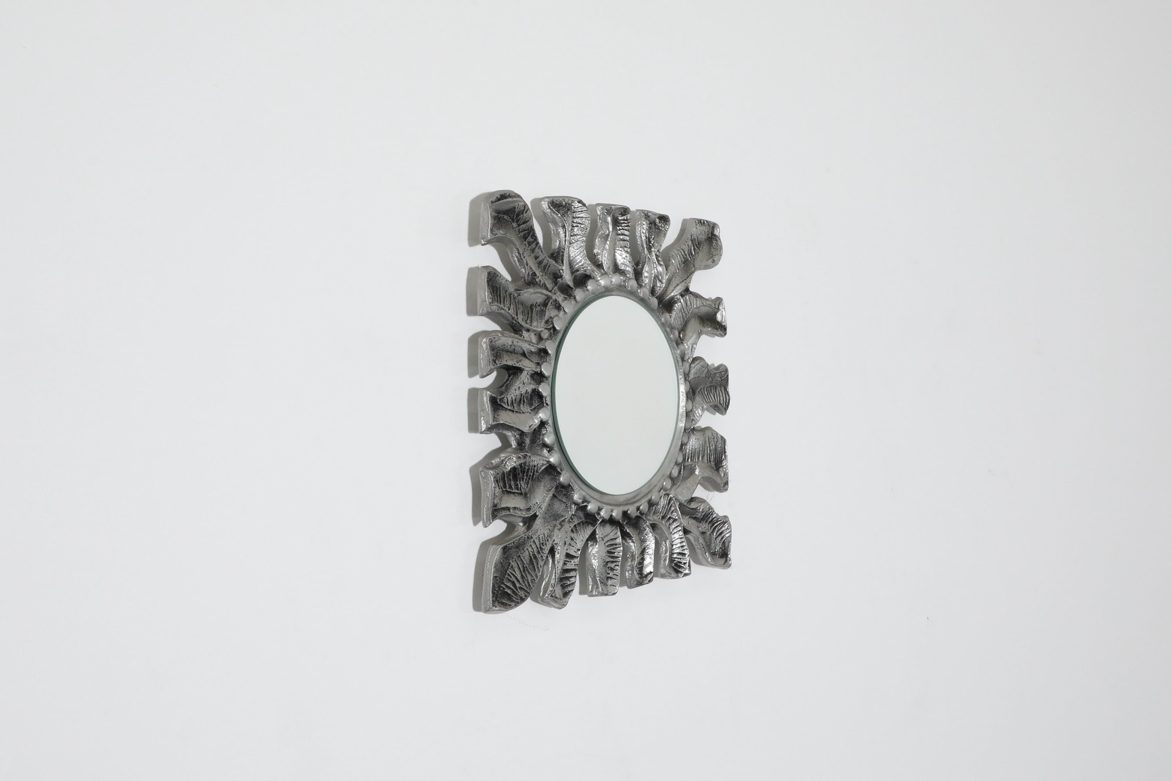 Mid-Century Modern Don Drumm miroir carré Sun Mirror en aluminium en vente