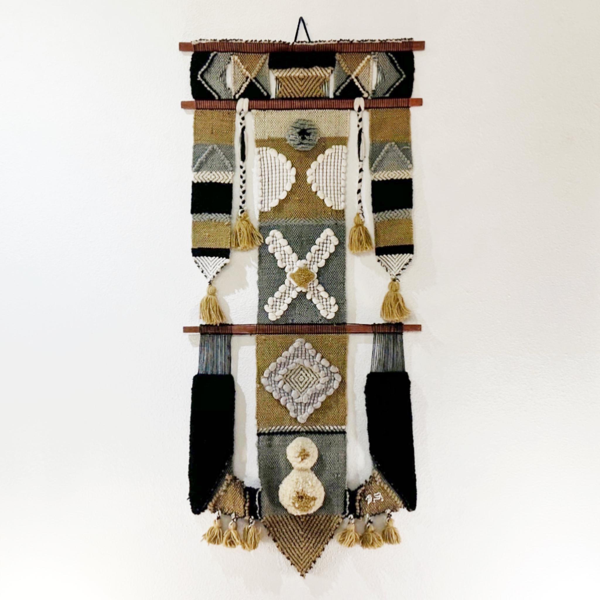 Don Freedman Fiber Art Weaving Wall Decor, ca 1970s.

Initials 