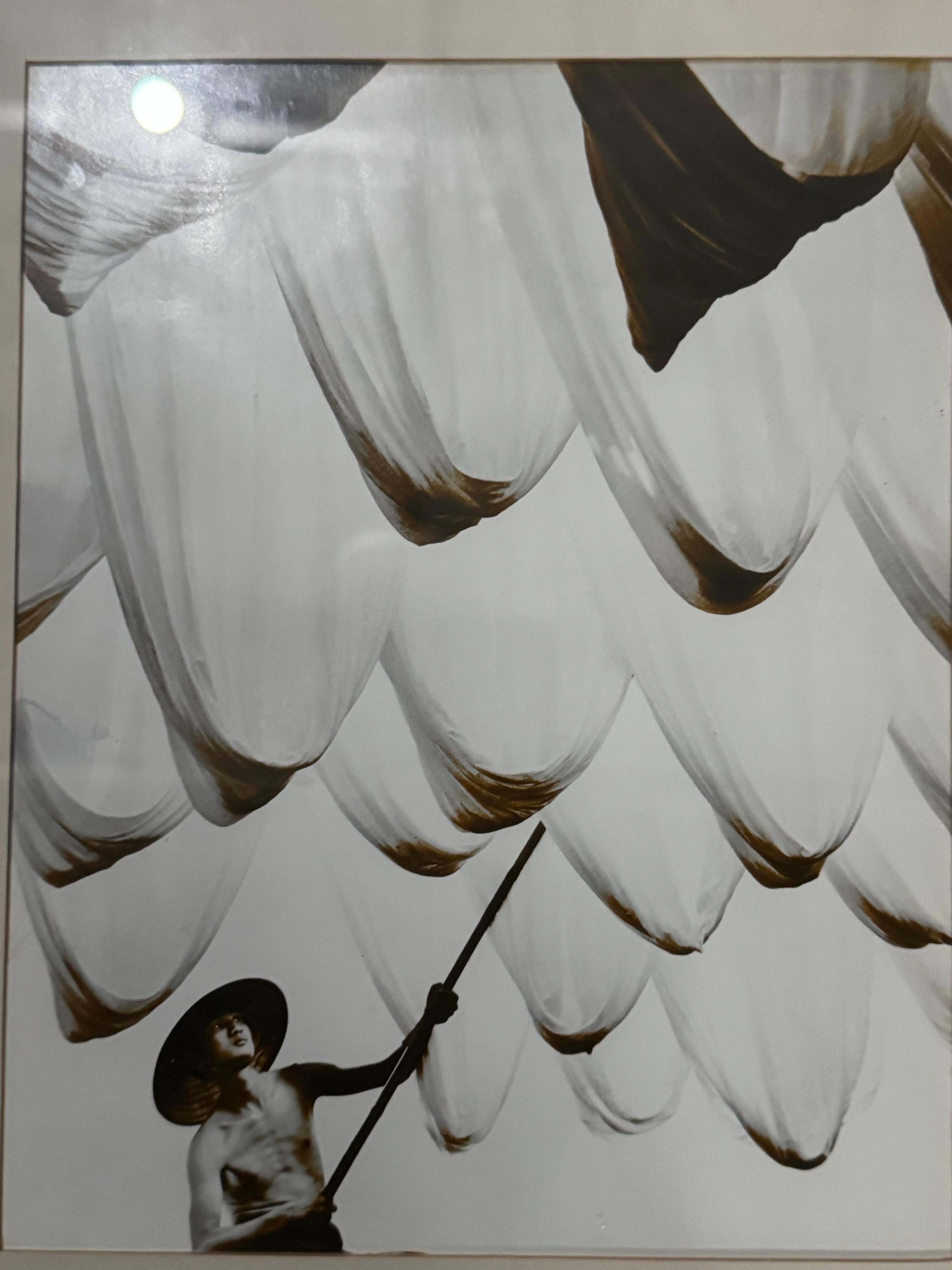 Moderno Don Hong-Oai 