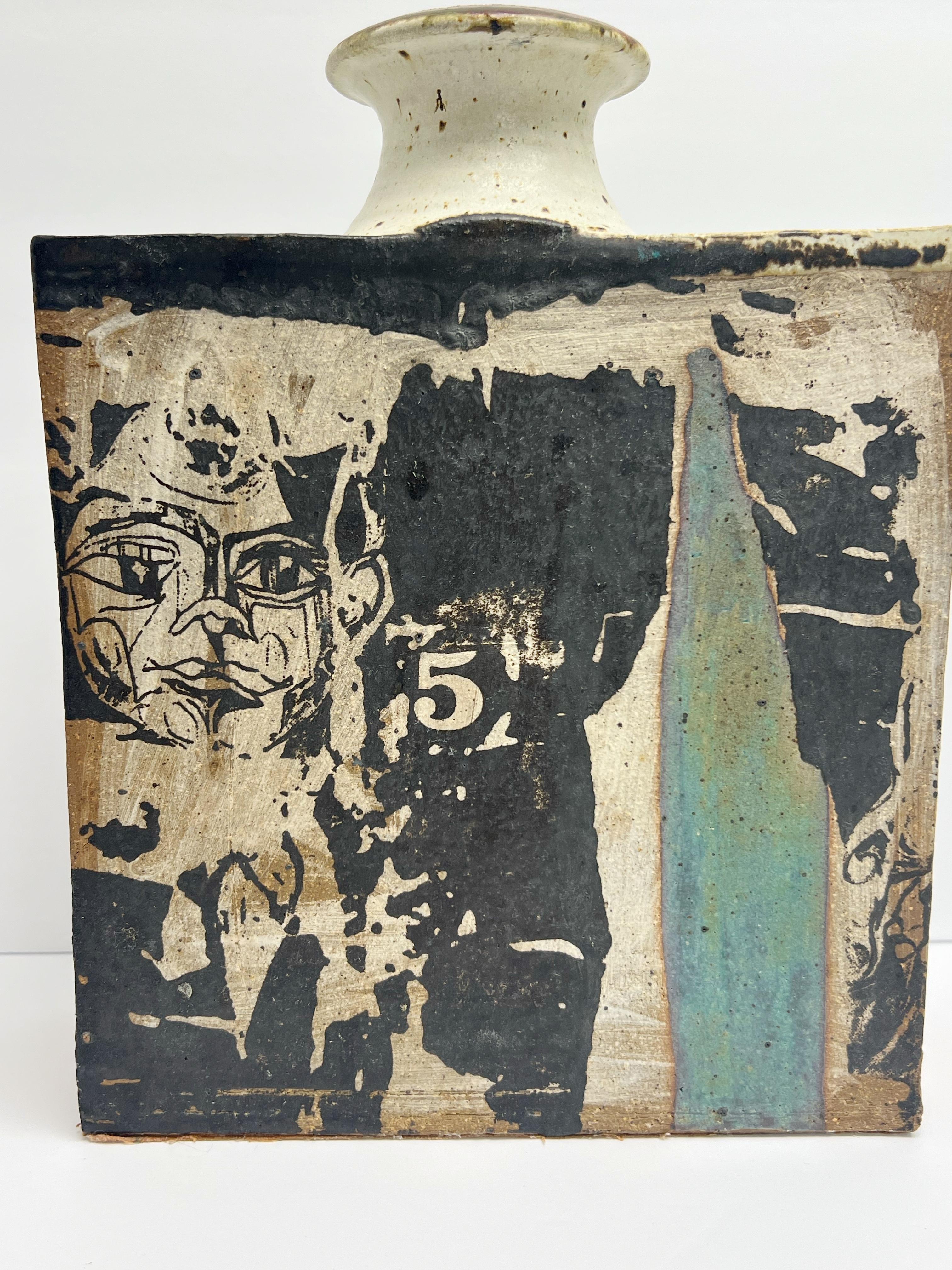 Metà XX secolo Don Johns Vaso grande in ceramica Graphic Pottery in vendita