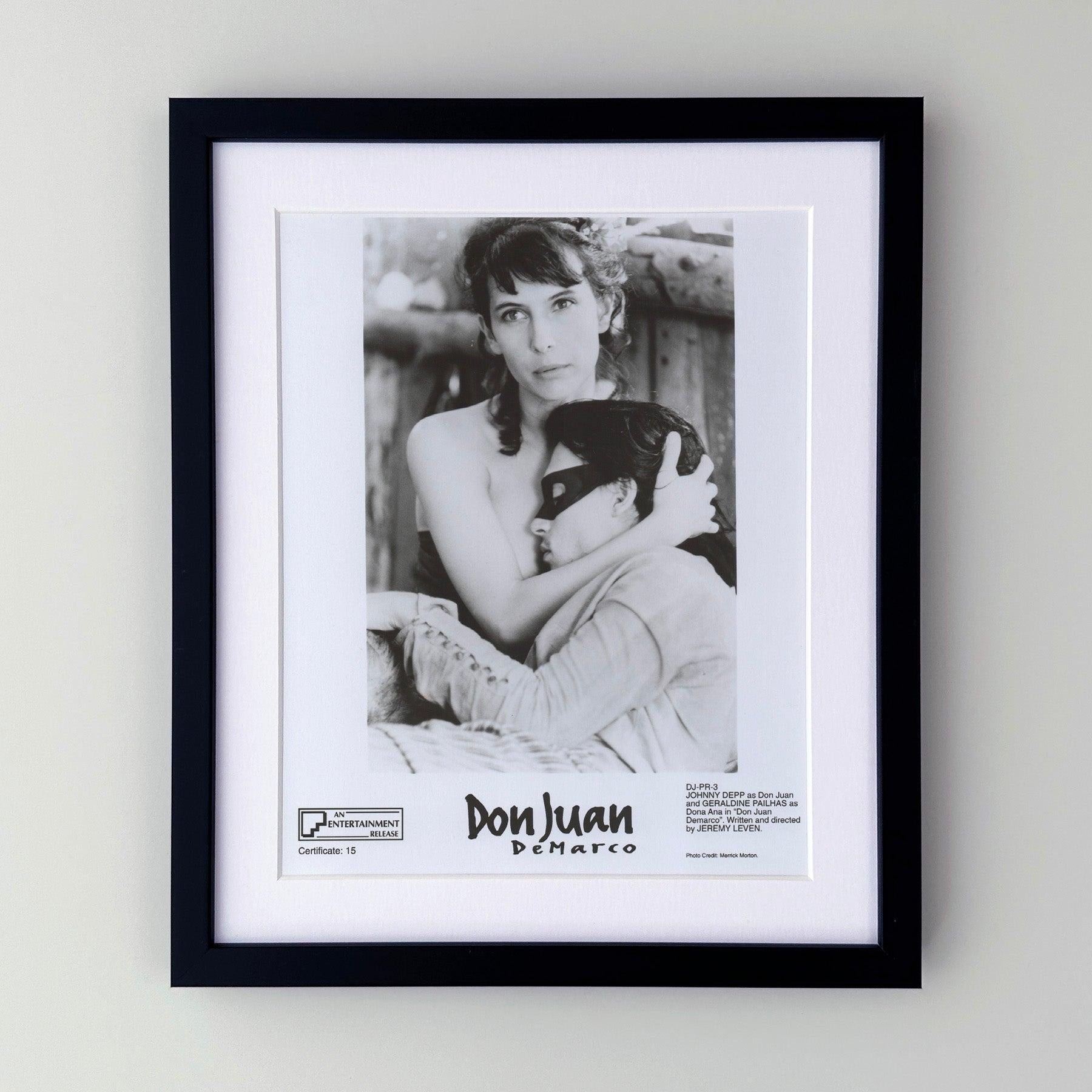 Original 8x10 inches Publicity Film Still for Don Juan DeMarco (1994) starring Johnny Depp, Marlon Brando and Faye Dunaway.

Publicity (film/production) stills were created to help studios promote their new films. The stills were included with press