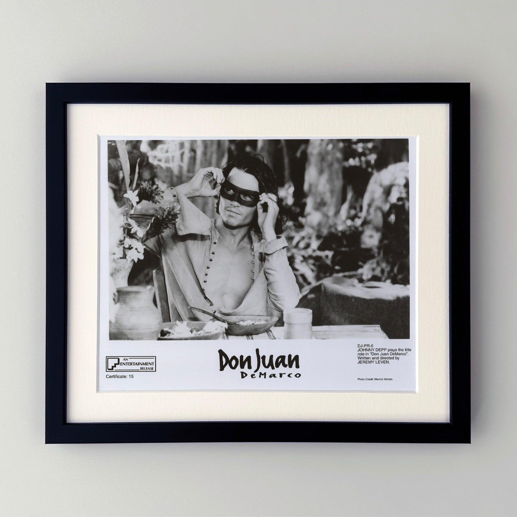 Original 8x10 inches Publicity Film Still for Don Juan DeMarco (1994) starring Johnny Depp, Marlon Brando and Faye Dunaway.

Publicity (film/production) stills were created to help studios promote their new films. The stills were included with press