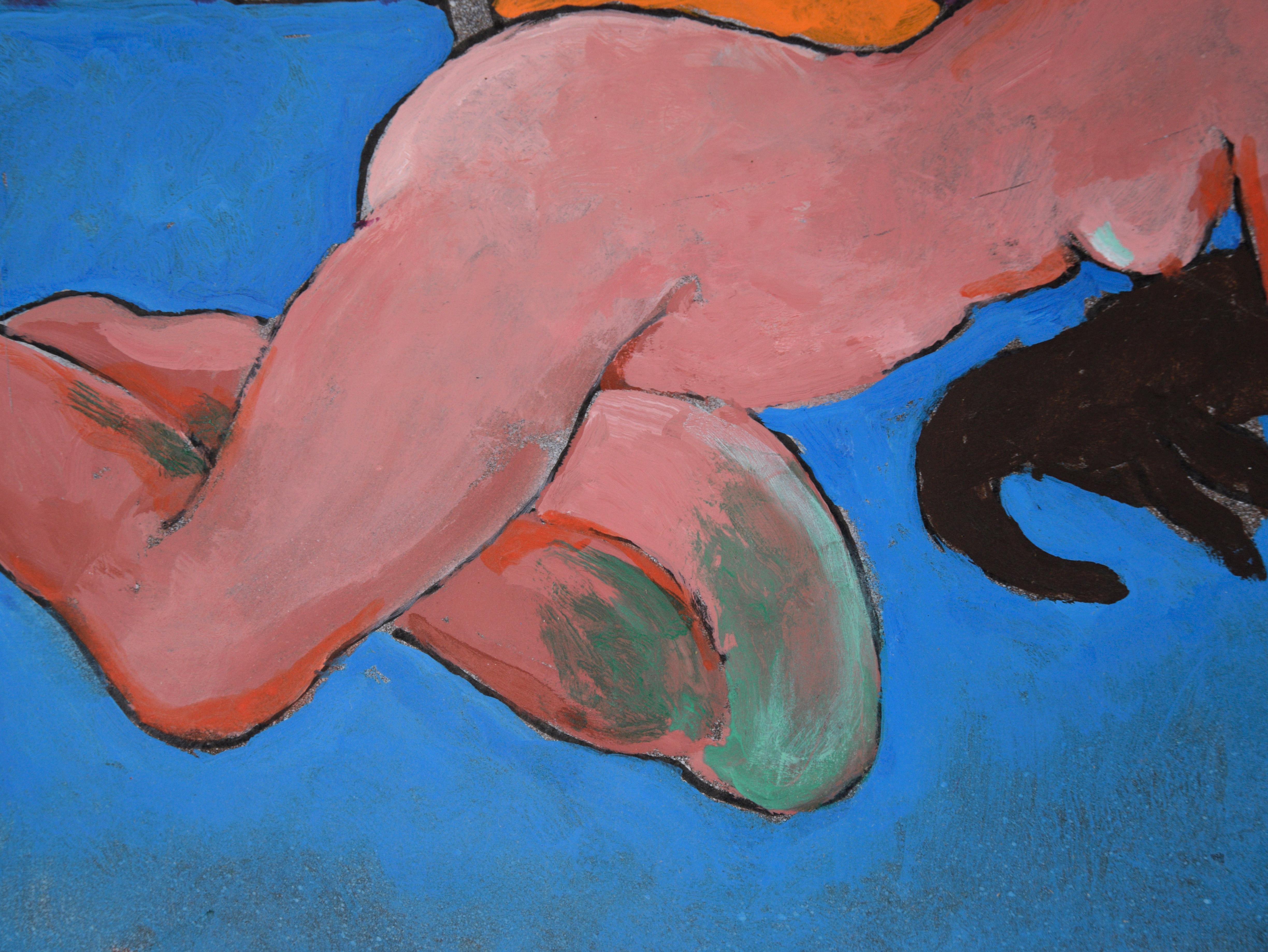 Una caprichosa pieza figurativa moderna que representa a una mujer reclinada con un gato negro sobre un fondo azul brillante, obra del artista californiano Richard 