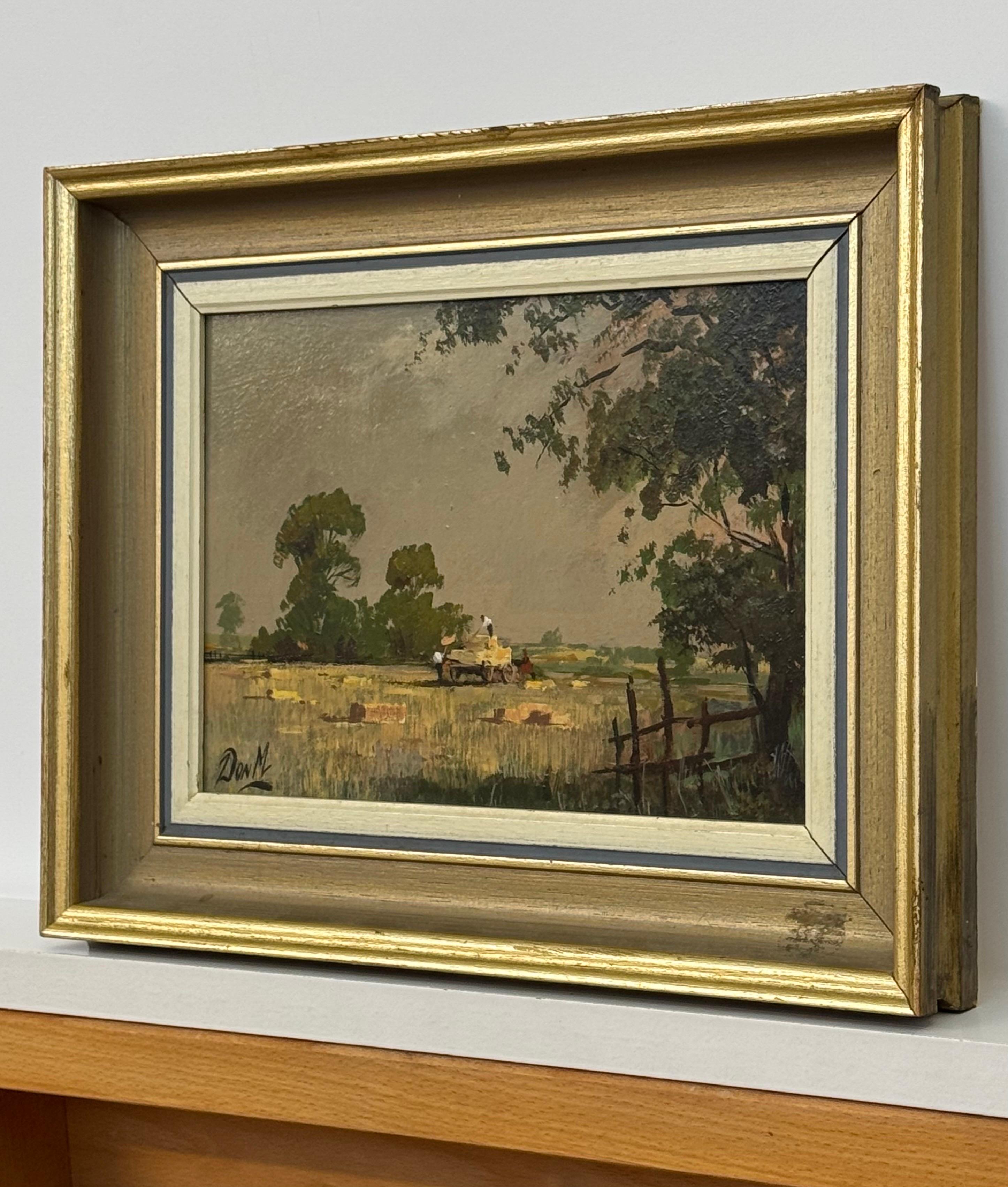 Il tempo del raccolto in una fattoria sulla costa orientale dell'Inghilterra di un artista britannico del XX secolo - Landscape Painting Marrone di Don Micklethwaite
