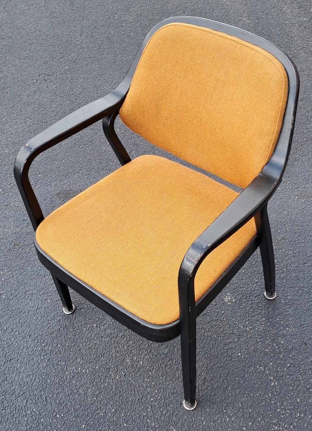 Mid-Century Modern Don Pettit for Knoll #1105 Bentwood Armchairs Set of Five For Sale