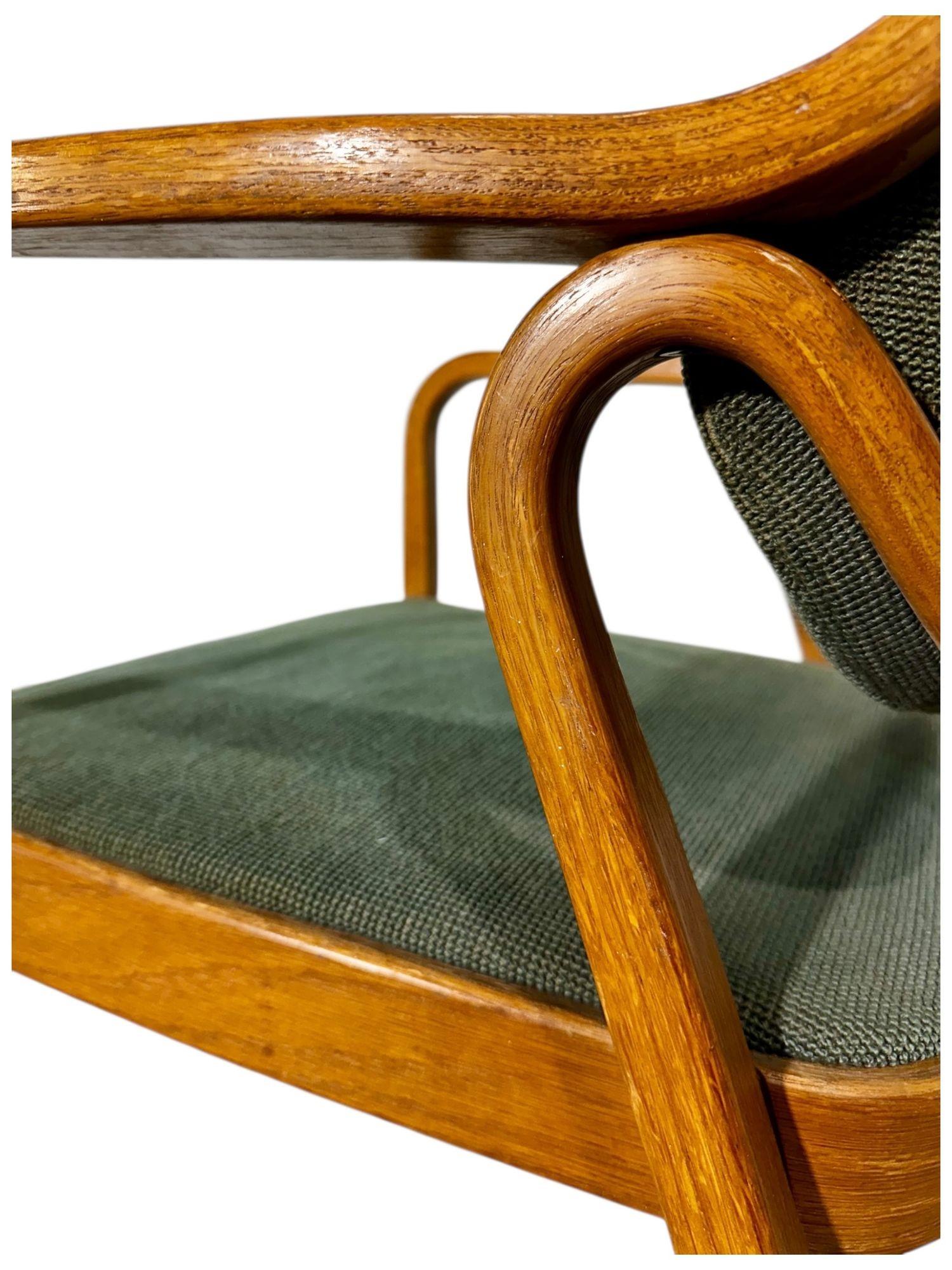 Tappezzeria Don Pettit per Knoll Sedie a braccioli in Oak, 1980 in vendita