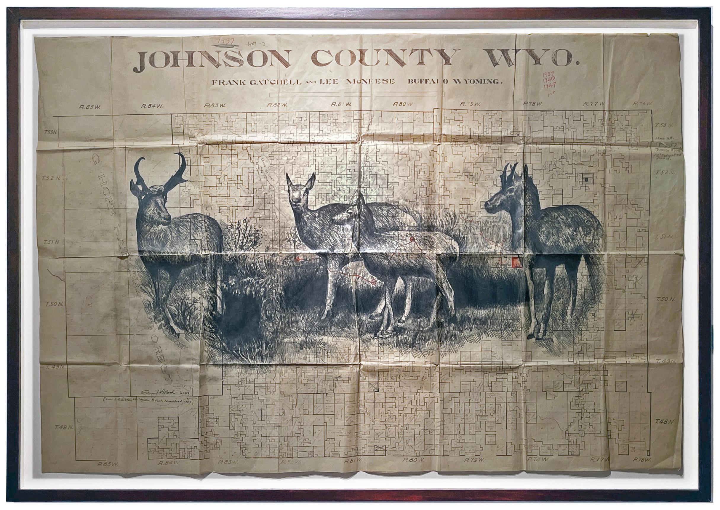 High Plaines Homestead - Cervo Pronghorn in grafite su disegni di mappe antiche