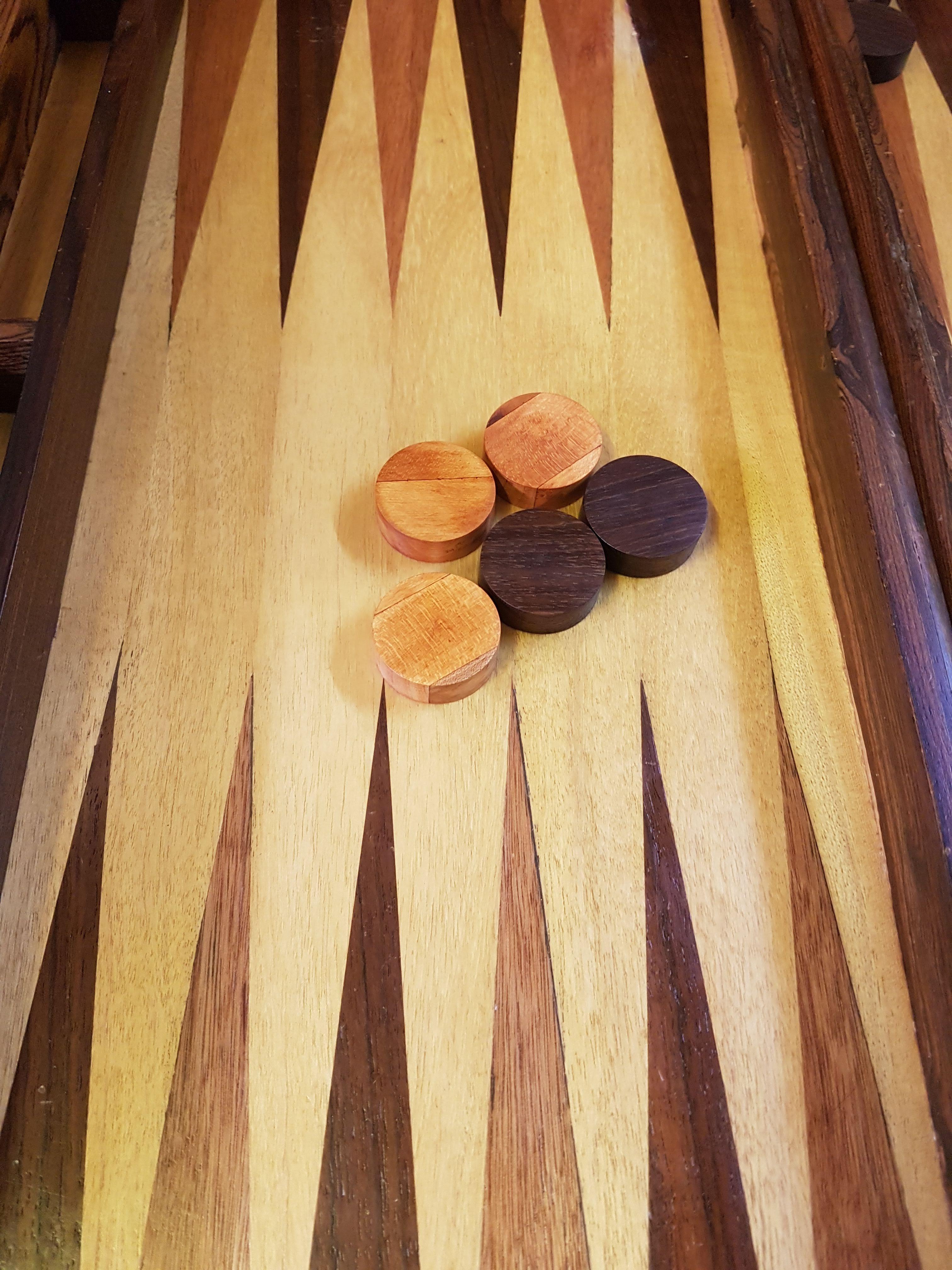 Don S. Shoemaker Mexican MCM Large Hardwood Marquetry Backgammon Set In Good Condition In Mexico City, MX