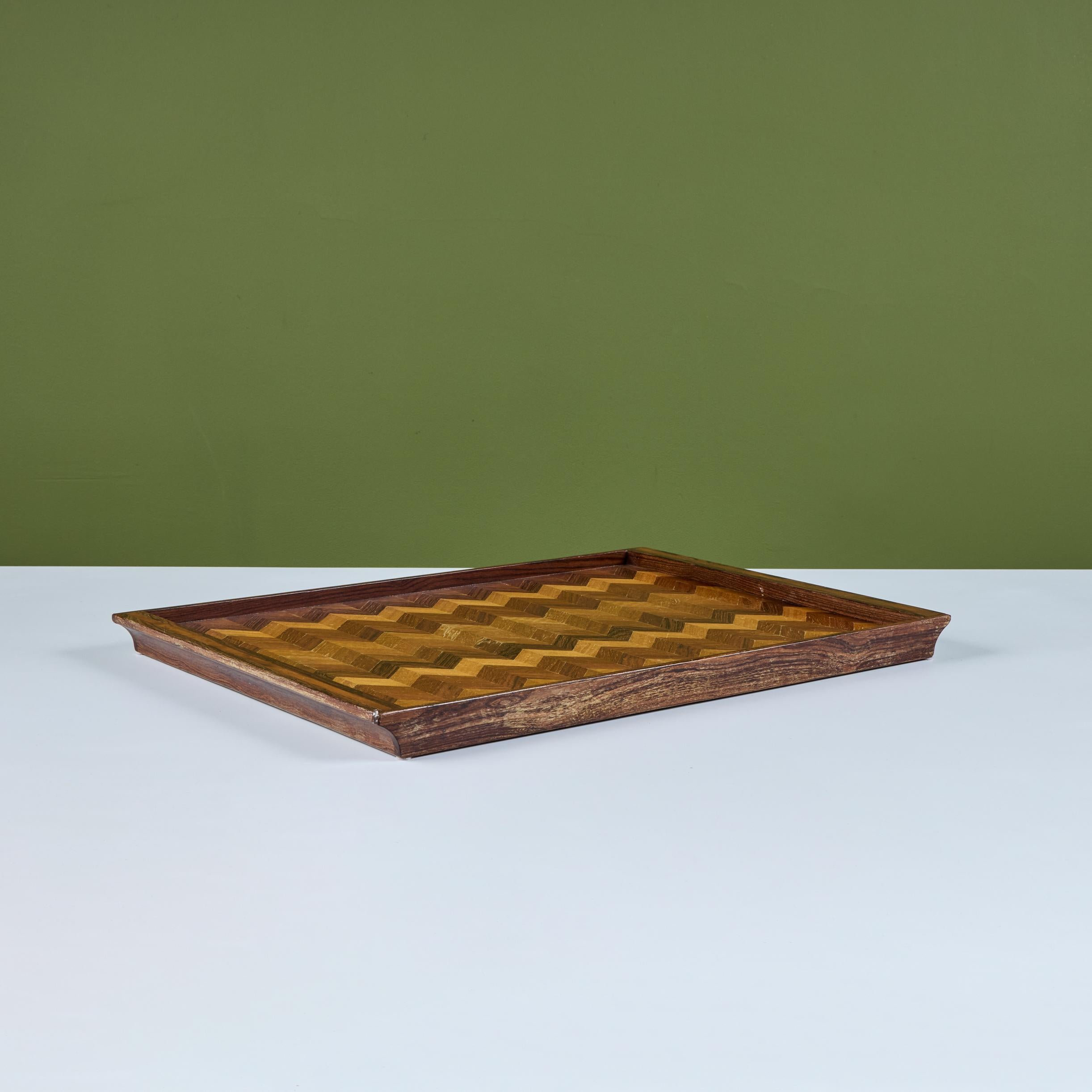 Bandeja decorativa de marquetería Chevron de Don Shoemaker para Señal en venta 1