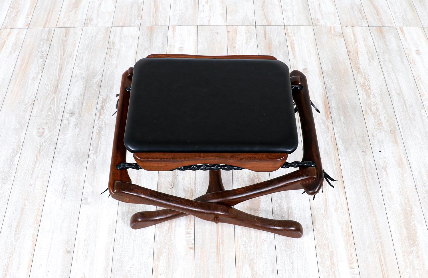 Expertly Restored - Don Shoemaker Folding Leather & Rosewood Stool In Excellent Condition For Sale In Los Angeles, CA