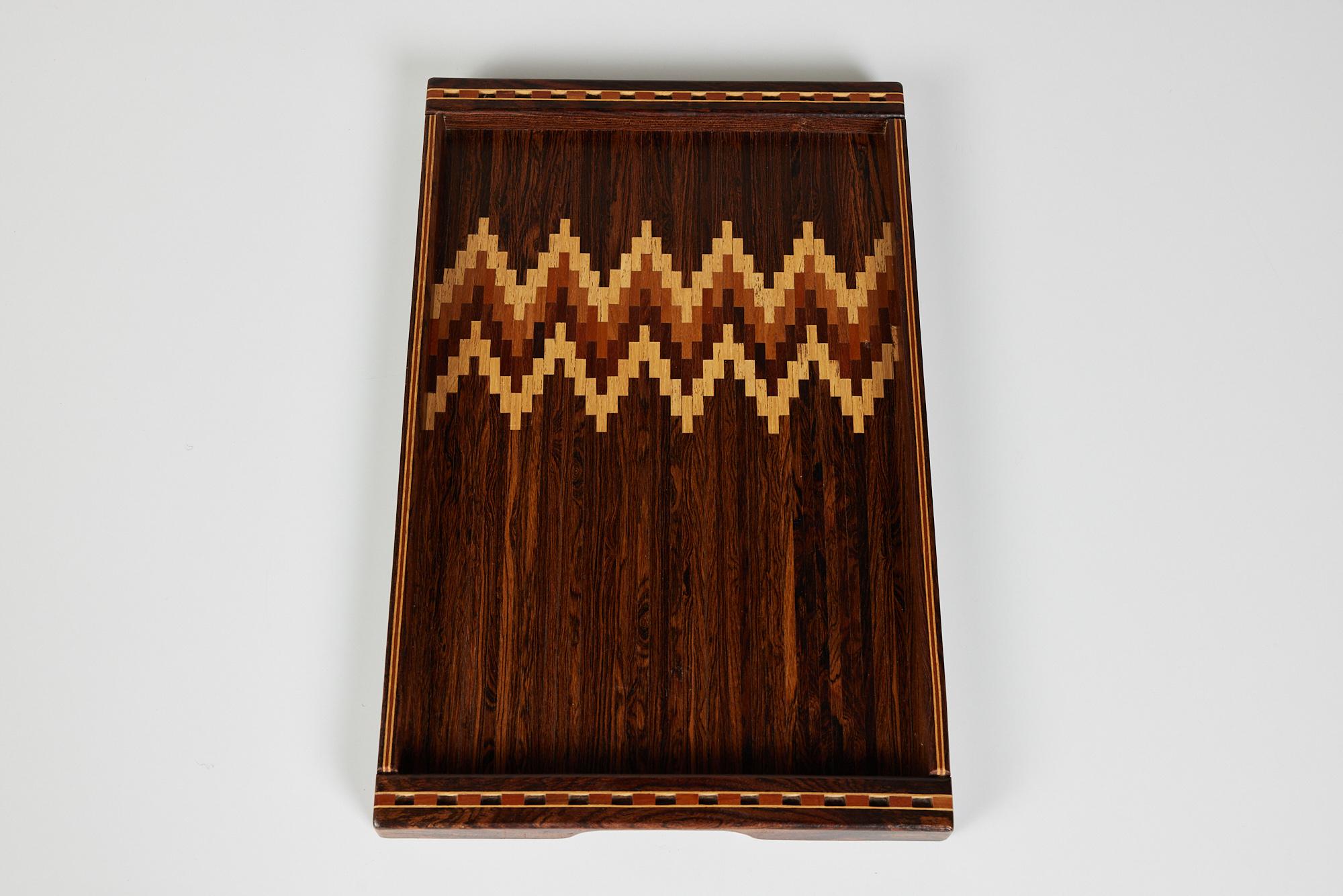 Don Shoemaker für Señal Großes dekoratives Tablett mit Chevron-Streifen (Mexikanisch)
