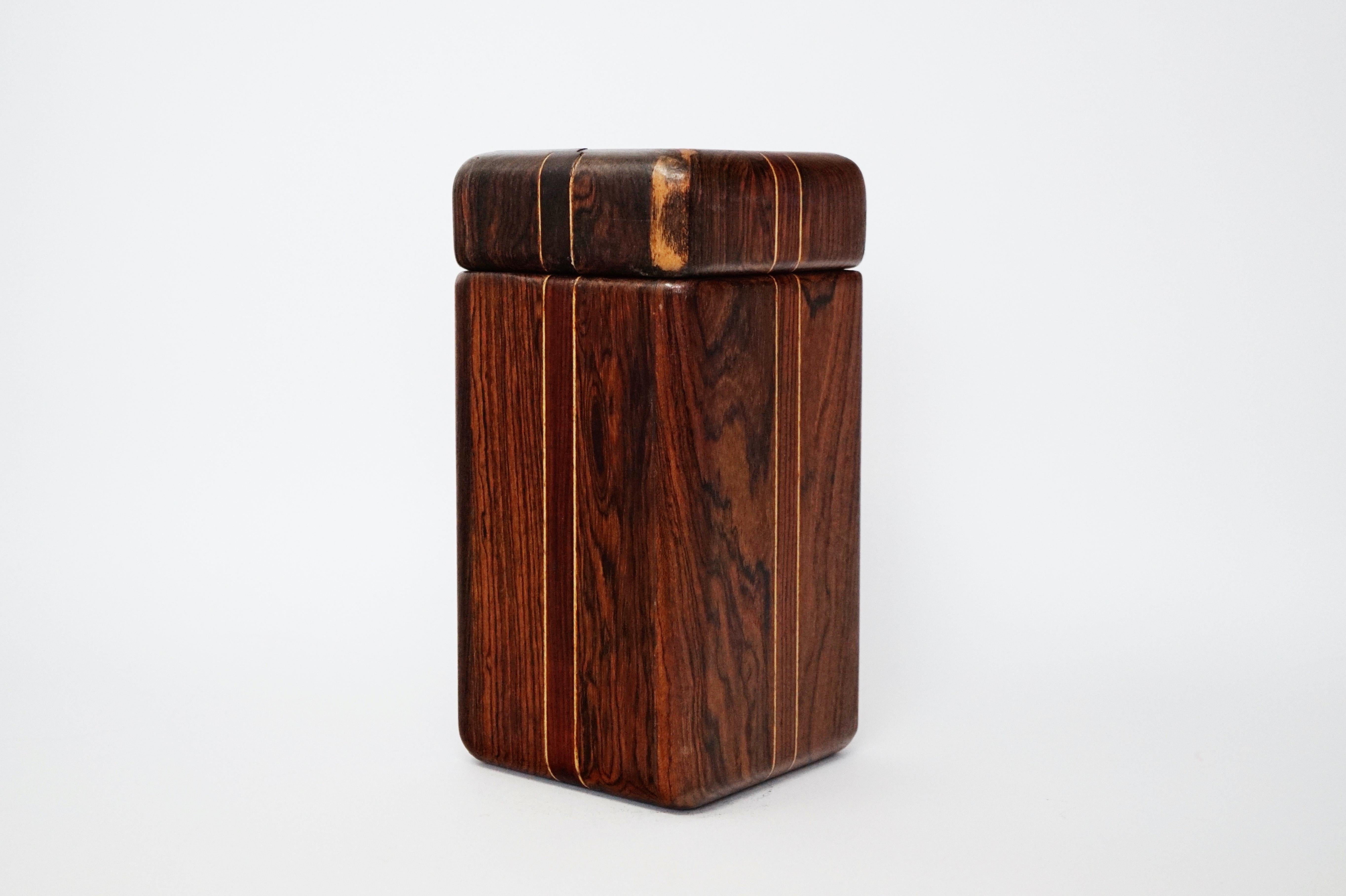 Don Shoemaker for Senal S.A. Cocobolo Rosewood Lidded Box, Signed In Good Condition In Los Angeles, CA