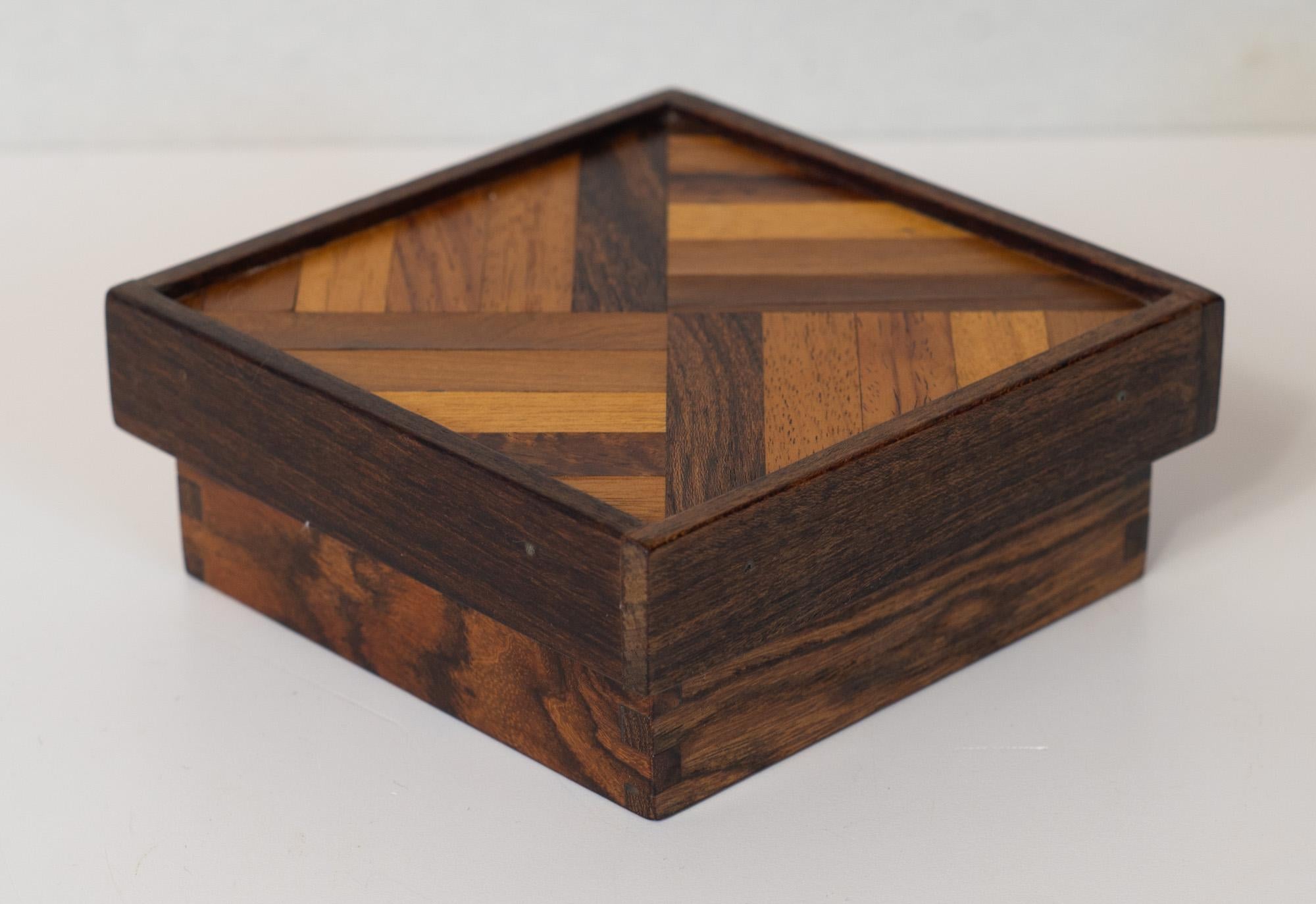 Parquetry Don Shoemaker - Senal Exotic Mixed Hardwoods Rosewood Trinket Box Made in Mexico For Sale