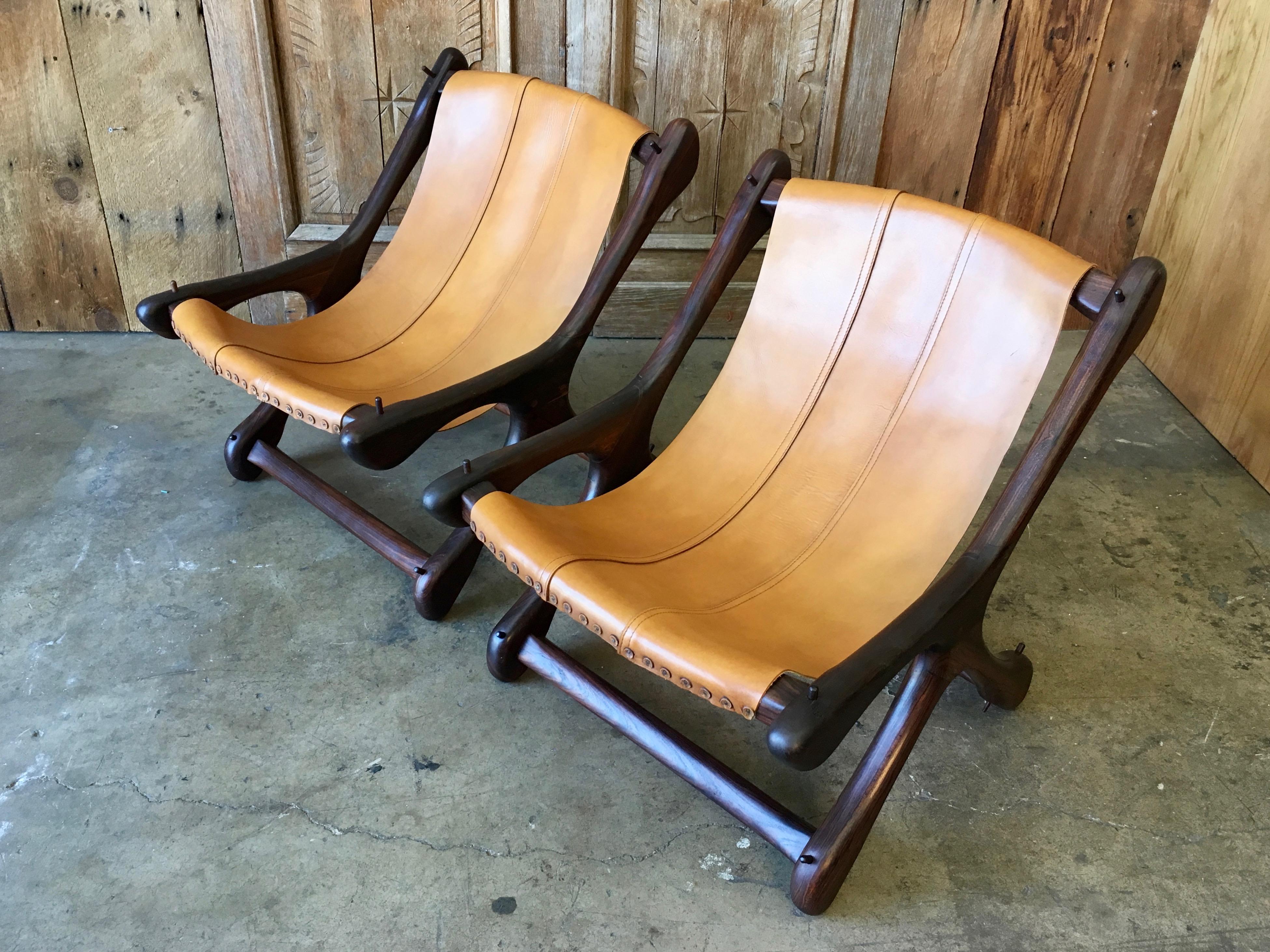 A pair of sling chairs designed by Don Shoemaker for Señal Furniture in Mexico circa 1960s.
The Sling 
